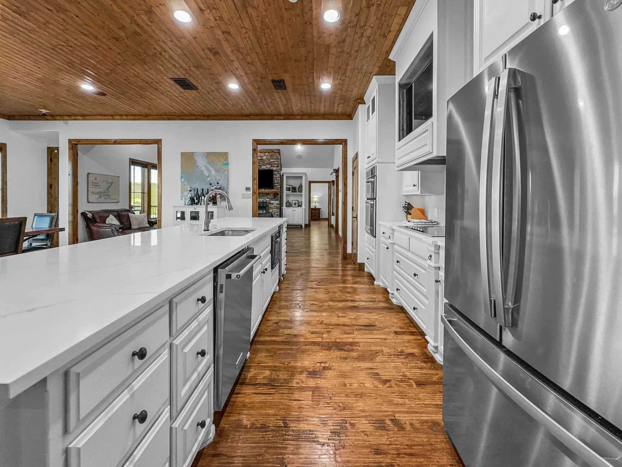 Condominium For Sale in Palo Pinto County , 2504 Century Oak Drive 302, Graford, Texas 76449, 4 Bedroom, 5 Bathroom, 2 Garage spaces, 3,854 Sqft, built in 2008, mls#21397996, Real Estate Agent in Graford, Homes For Sale in Palo Pinto county, Homes For Sale in Graford, Realtor in Graford Texas, Real Estate Brokerage Independent Realty Texas, Luminita Cordes Realtor
