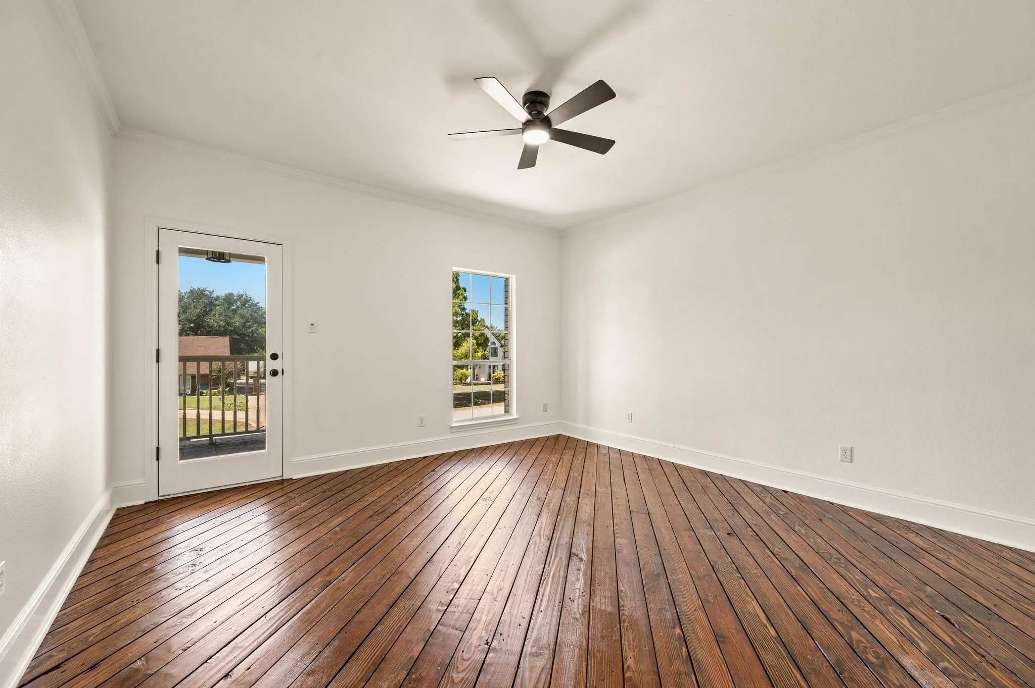 Single Family Residence For Sale in Tarrant County , 1849 Pearson Crossing, Keller, Texas 76248, 5 Bedroom, 6 Bathroom, 3 Garage spaces, 5,381 Sqft, built in 1988, mls#21397448, Real Estate Agent in Keller, Homes For Sale in Tarrant county, Homes For Sale in Keller, Realtor in Keller Texas, Real Estate Brokerage Independent Realty Texas, Luminita Cordes Realtor