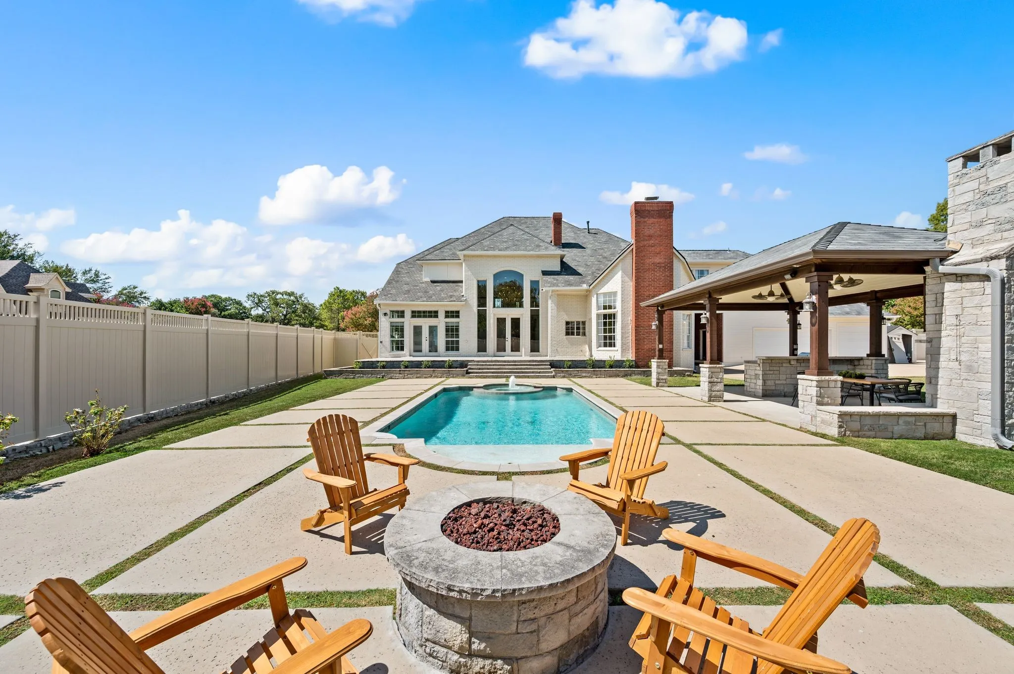 Single Family Residence For Sale in Tarrant County , 1849 Pearson Crossing, Keller, Texas 76248, 5 Bedroom, 6 Bathroom, 3 Garage spaces, 5,381 Sqft, built in 1988, mls#21397448, Real Estate Agent in Keller, Homes For Sale in Tarrant county, Homes For Sale in Keller, Realtor in Keller Texas, Real Estate Brokerage Independent Realty Texas, Luminita Cordes Realtor
