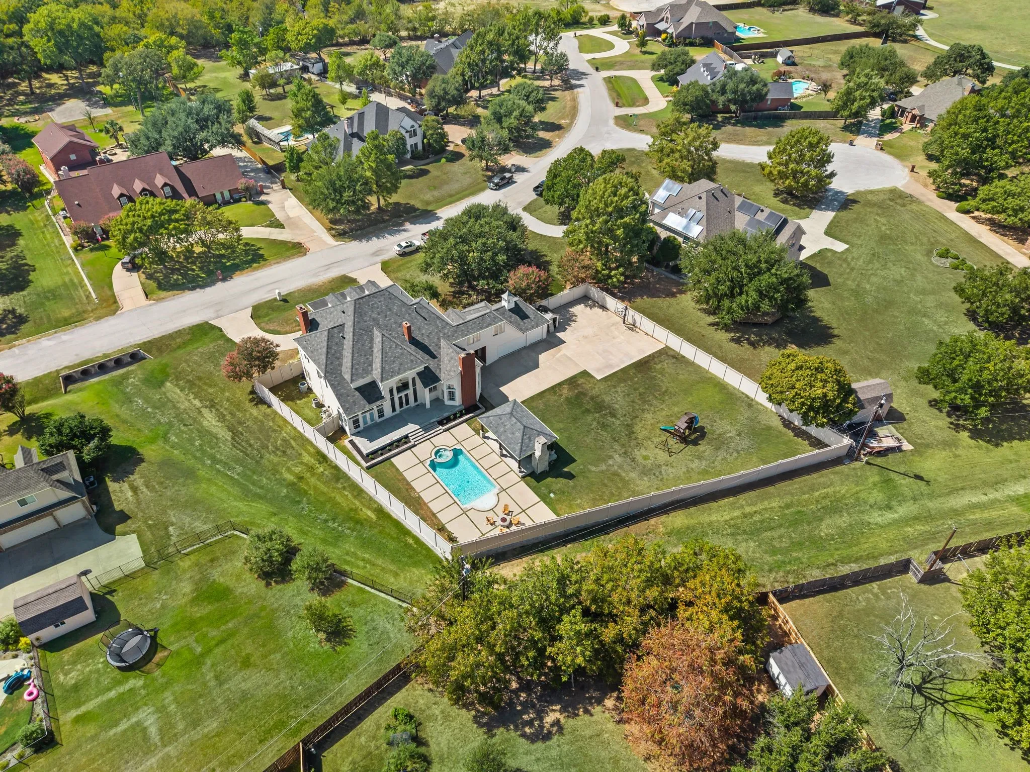 Single Family Residence For Sale in Tarrant County , 1849 Pearson Crossing, Keller, Texas 76248, 5 Bedroom, 6 Bathroom, 3 Garage spaces, 5,381 Sqft, built in 1988, mls#21397448, Real Estate Agent in Keller, Homes For Sale in Tarrant county, Homes For Sale in Keller, Realtor in Keller Texas, Real Estate Brokerage Independent Realty Texas, Luminita Cordes Realtor