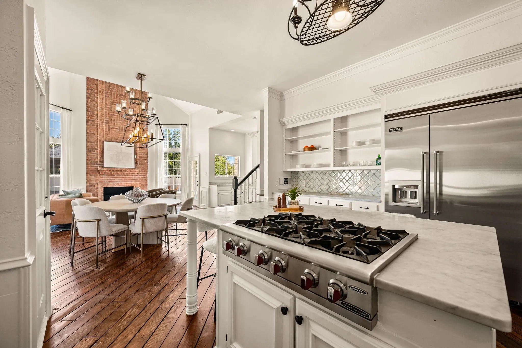 Single Family Residence For Sale in Tarrant County , 1849 Pearson Crossing, Keller, Texas 76248, 5 Bedroom, 6 Bathroom, 3 Garage spaces, 5,381 Sqft, built in 1988, mls#21397448, Real Estate Agent in Keller, Homes For Sale in Tarrant county, Homes For Sale in Keller, Realtor in Keller Texas, Real Estate Brokerage Independent Realty Texas, Luminita Cordes Realtor