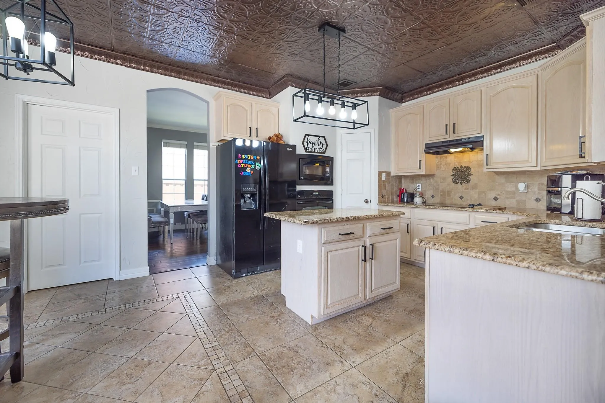 Single Family Residence For Sale in Collin County , 508 Bel Air Drive, Allen, Texas 75013, 5 Bedroom, 3 Bathroom, 2 Garage spaces, 2,601 Sqft, built in 1993, mls#21399398, Real Estate Agent in Allen, Homes For Sale in Collin county, Homes For Sale in Allen, Realtor in Allen Texas, Real Estate Brokerage Independent Realty Texas, Luminita Cordes Realtor