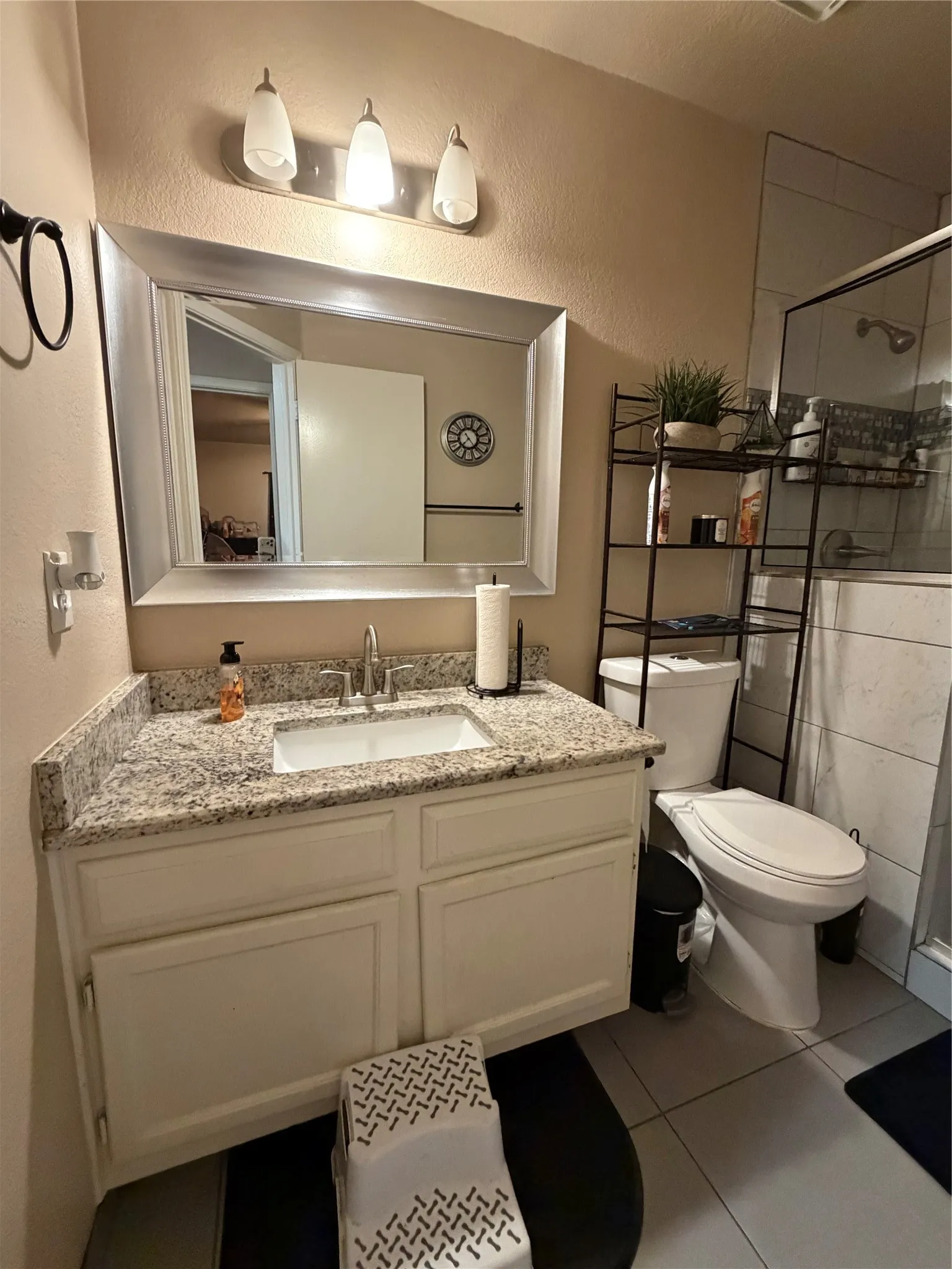 Single Family Residence For Sale in Dallas County , 1013 Wentwood Drive, De Soto, Texas 75115, 3 Bedroom, 2 Bathroom, 2 Garage spaces, 1,714 Sqft, built in 1994, mls#21399407, Real Estate Agent in De Soto, Homes For Sale in Dallas county, Homes For Sale in De Soto, Realtor in De Soto Texas, Real Estate Brokerage Independent Realty Texas, Luminita Cordes Realtor