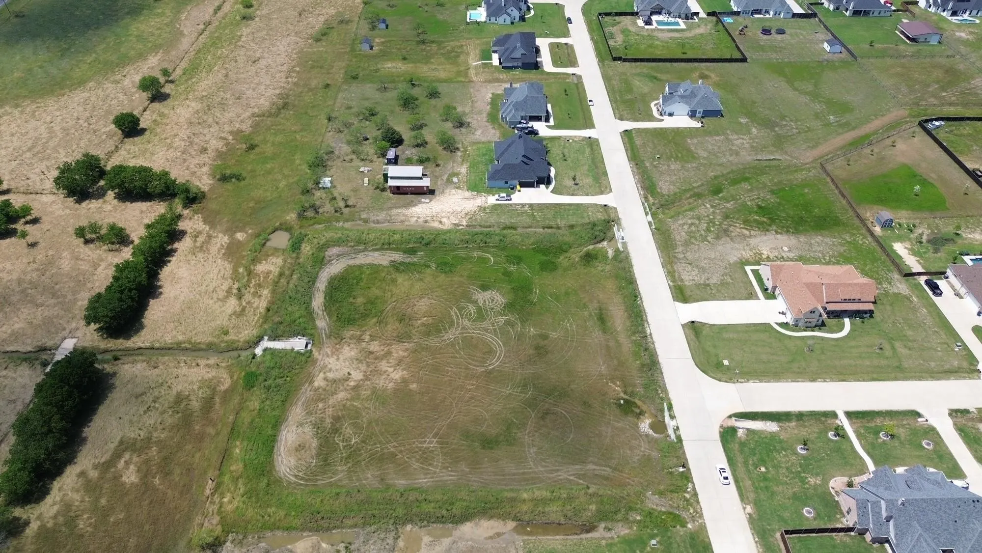 Unimproved Land For Sale in Ellis County , 00 Red Tail Road, Maypearl, Texas 76064, 0, 0, Garage spaces, 0 Sqft, built in 0, mls#21399418, Real Estate Agent in Maypearl, Homes For Sale in Ellis county, Homes For Sale in Maypearl, Realtor in Maypearl Texas, Real Estate Brokerage Independent Realty Texas, Luminita Cordes Realtor
