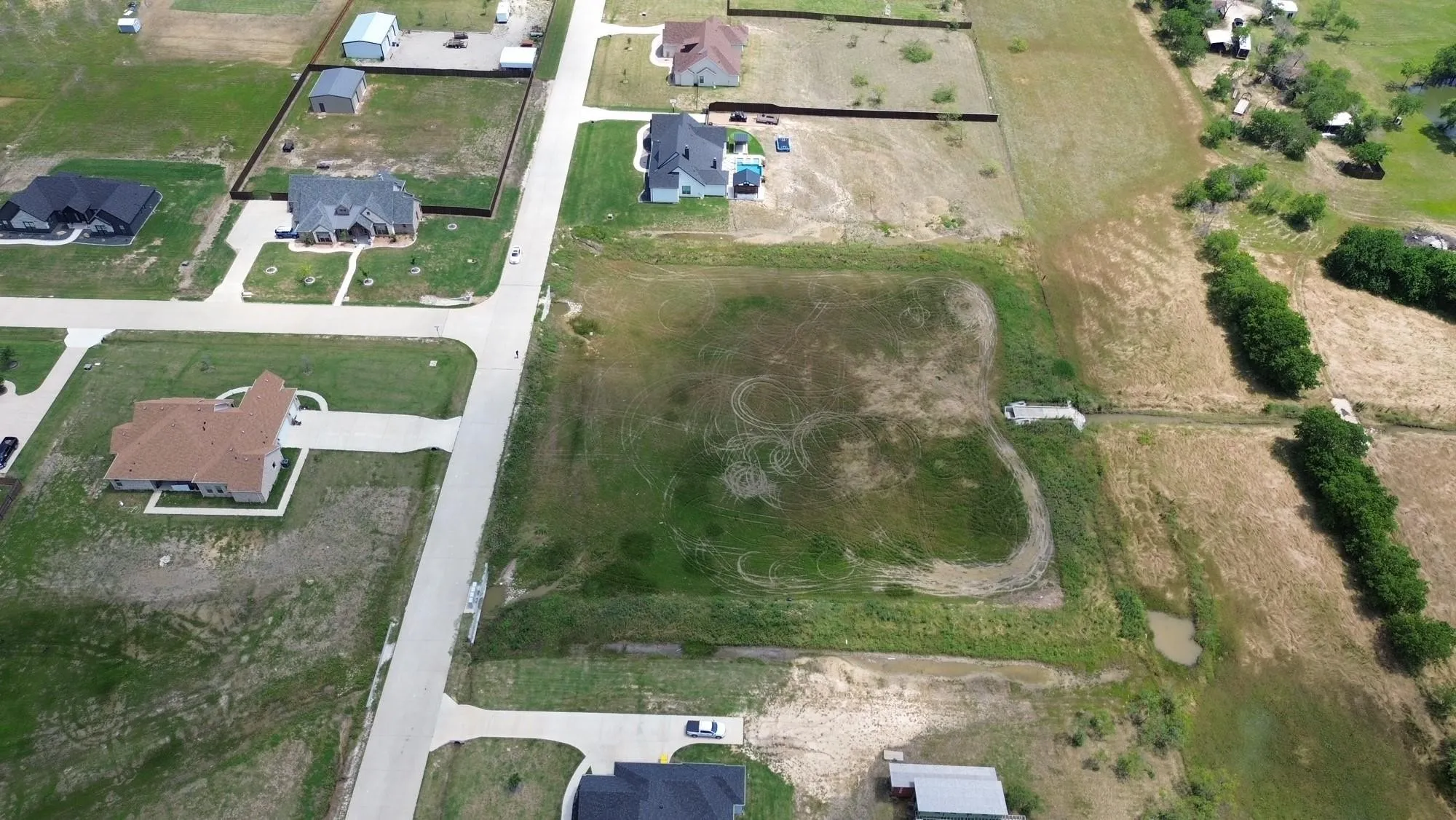 Unimproved Land For Sale in Ellis County , 00 Red Tail Road, Maypearl, Texas 76064, 0, 0, Garage spaces, 0 Sqft, built in 0, mls#21399418, Real Estate Agent in Maypearl, Homes For Sale in Ellis county, Homes For Sale in Maypearl, Realtor in Maypearl Texas, Real Estate Brokerage Independent Realty Texas, Luminita Cordes Realtor