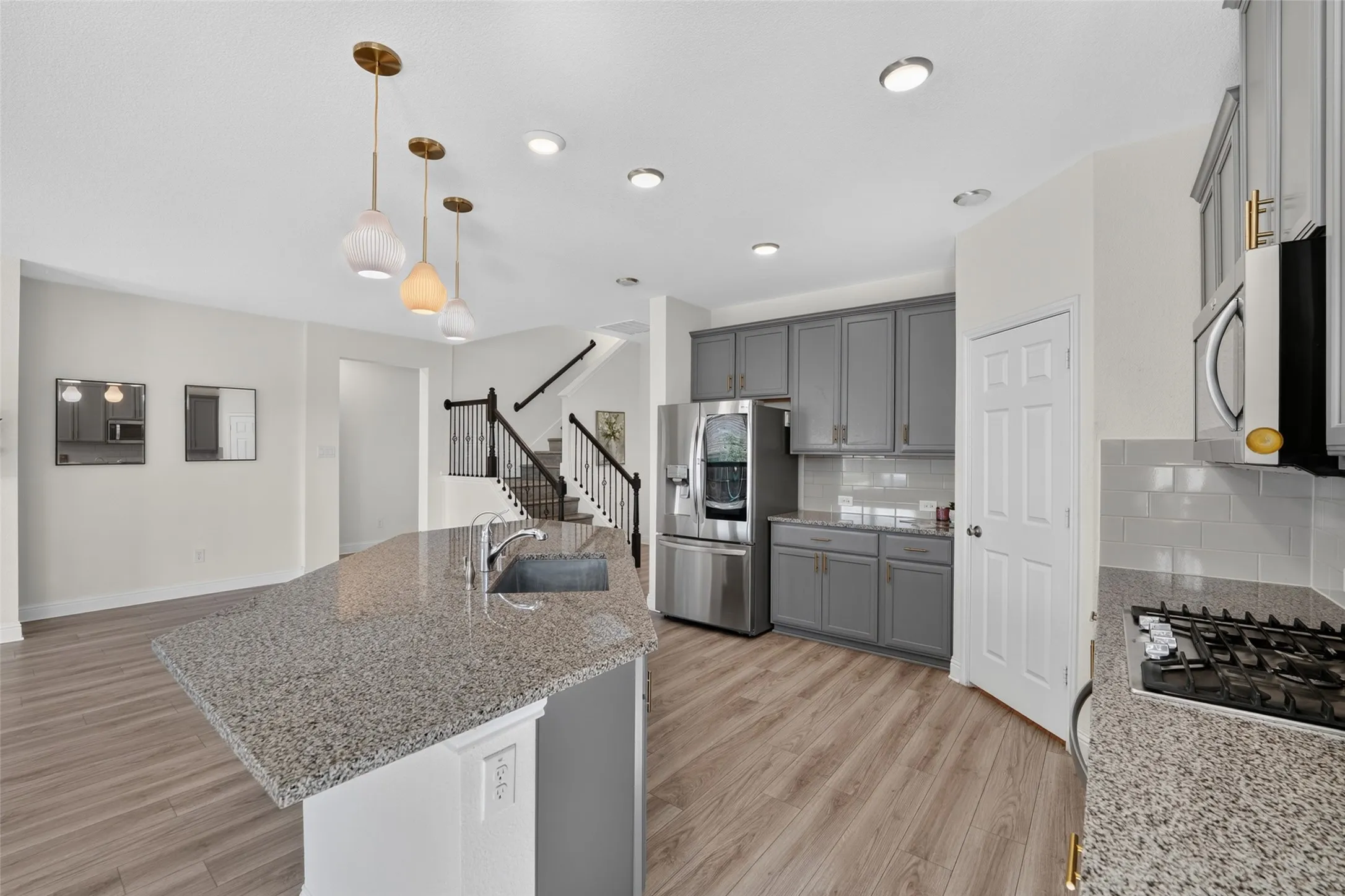 Single Family Residence For Rent in Denton County , 3404 Osage River Trail, Celina, Texas 75078, 4 Bedroom, 3 Bathroom, 2 Garage spaces, 2,577 Sqft, built in 2021, mls#21394590, Real Estate Agent in Celina, Homes For Rent in Denton county, Homes For Rent in Celina, Realtor in Celina Texas, Real Estate Brokerage Independent Realty Texas, Luminita Cordes Realtor