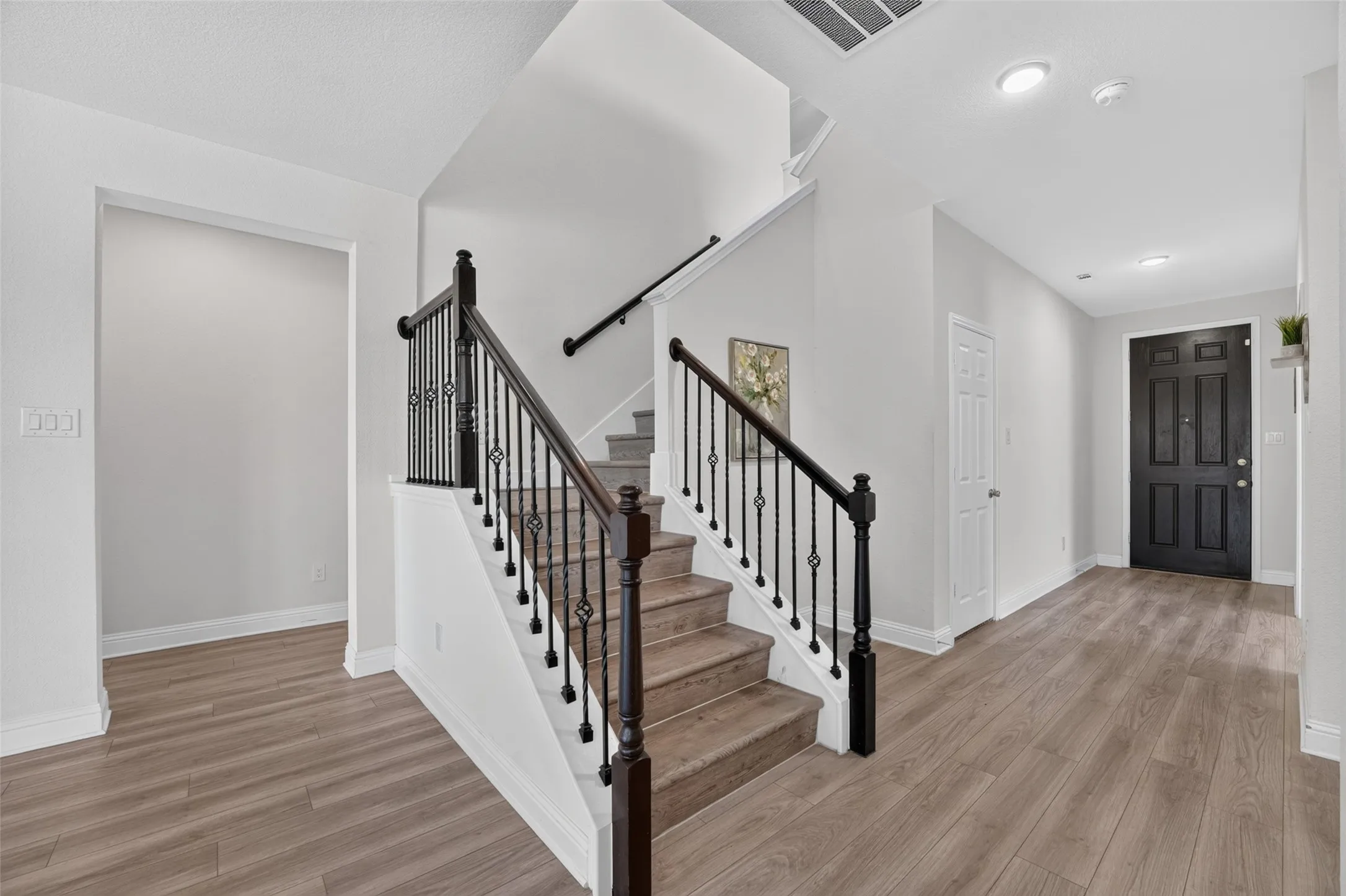 Single Family Residence For Rent in Denton County , 3404 Osage River Trail, Celina, Texas 75078, 4 Bedroom, 3 Bathroom, 2 Garage spaces, 2,577 Sqft, built in 2021, mls#21394590, Real Estate Agent in Celina, Homes For Rent in Denton county, Homes For Rent in Celina, Realtor in Celina Texas, Real Estate Brokerage Independent Realty Texas, Luminita Cordes Realtor