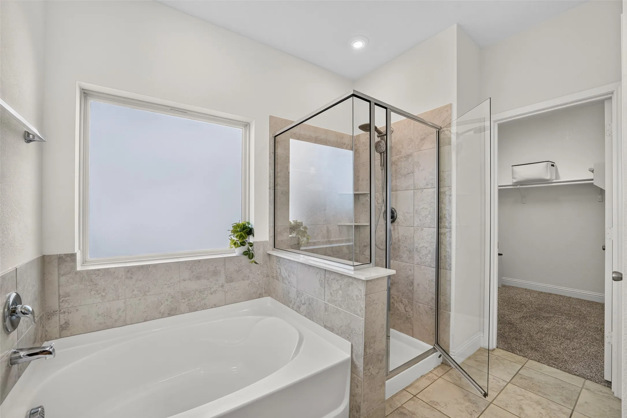 Single Family Residence For Rent in Denton County , 3404 Osage River Trail, Celina, Texas 75078, 4 Bedroom, 3 Bathroom, 2 Garage spaces, 2,577 Sqft, built in 2021, mls#21394590, Real Estate Agent in Celina, Homes For Rent in Denton county, Homes For Rent in Celina, Realtor in Celina Texas, Real Estate Brokerage Independent Realty Texas, Luminita Cordes Realtor