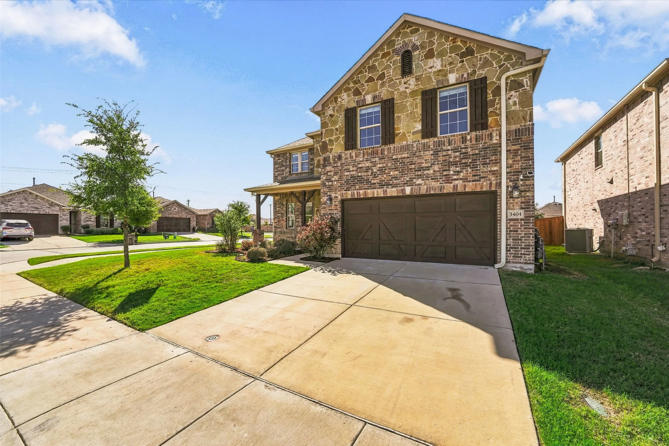 Single Family Residence For Rent in Denton County , 3404 Osage River Trail, Celina, Texas 75078, 4 Bedroom, 3 Bathroom, 2 Garage spaces, 2,577 Sqft, built in 2021, mls#21394590, Real Estate Agent in Celina, Homes For Rent in Denton county, Homes For Rent in Celina, Realtor in Celina Texas, Real Estate Brokerage Independent Realty Texas, Luminita Cordes Realtor