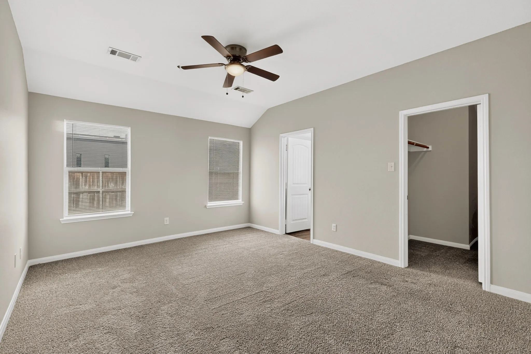 Single Family Residence For Sale in Dallas County , 2939 Saint Bernard Drive, Dallas, Texas 75233, 4 Bedroom, 2 Bathroom, 2 Garage spaces, 1,797 Sqft, built in 2016, mls#21399425, Real Estate Agent in Dallas, Homes For Sale in Dallas county, Homes For Sale in Dallas, Realtor in Dallas Texas, Real Estate Brokerage Independent Realty Texas, Luminita Cordes Realtor
