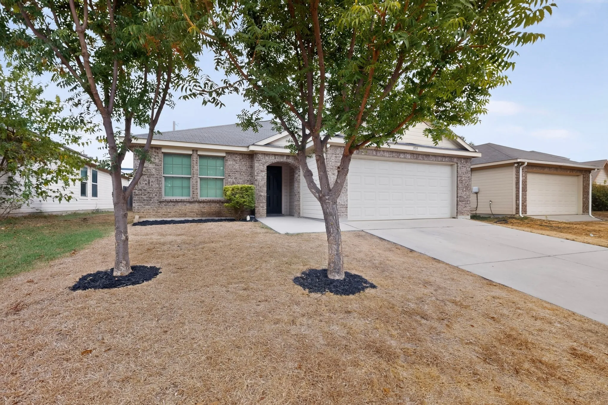 Single Family Residence For Sale in Dallas County , 2939 Saint Bernard Drive, Dallas, Texas 75233, 4 Bedroom, 2 Bathroom, 2 Garage spaces, 1,797 Sqft, built in 2016, mls#21399425, Real Estate Agent in Dallas, Homes For Sale in Dallas county, Homes For Sale in Dallas, Realtor in Dallas Texas, Real Estate Brokerage Independent Realty Texas, Luminita Cordes Realtor