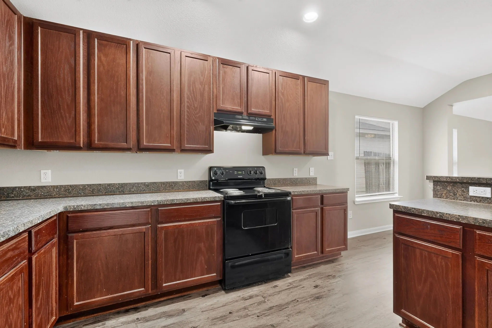 Single Family Residence For Sale in Dallas County , 2939 Saint Bernard Drive, Dallas, Texas 75233, 4 Bedroom, 2 Bathroom, 2 Garage spaces, 1,797 Sqft, built in 2016, mls#21399425, Real Estate Agent in Dallas, Homes For Sale in Dallas county, Homes For Sale in Dallas, Realtor in Dallas Texas, Real Estate Brokerage Independent Realty Texas, Luminita Cordes Realtor