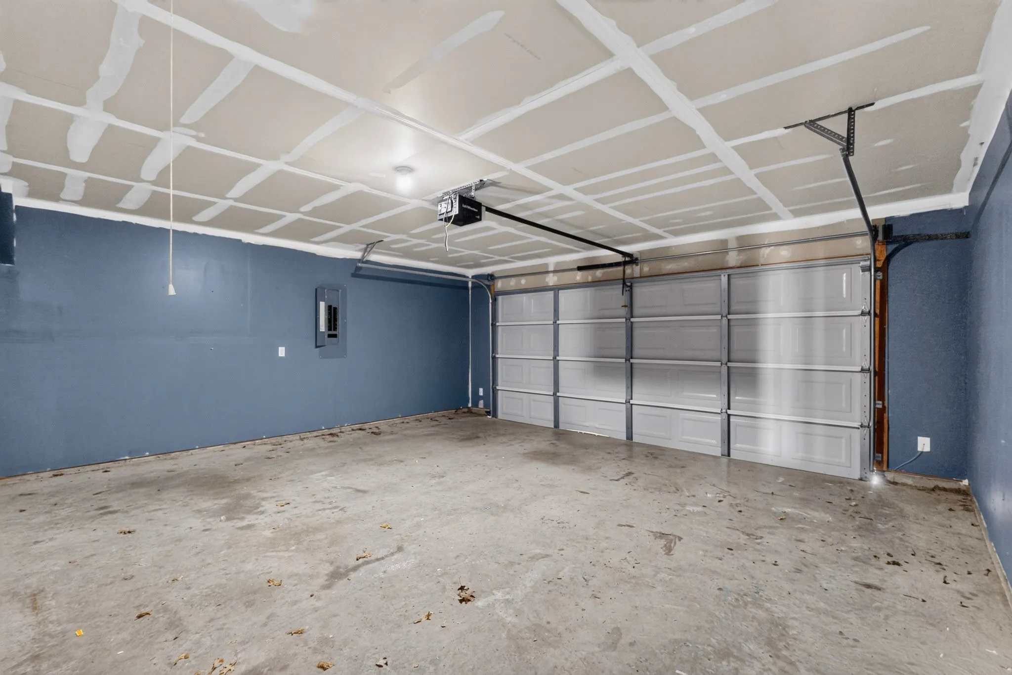 Single Family Residence For Sale in Dallas County , 2939 Saint Bernard Drive, Dallas, Texas 75233, 4 Bedroom, 2 Bathroom, 2 Garage spaces, 1,797 Sqft, built in 2016, mls#21399425, Real Estate Agent in Dallas, Homes For Sale in Dallas county, Homes For Sale in Dallas, Realtor in Dallas Texas, Real Estate Brokerage Independent Realty Texas, Luminita Cordes Realtor