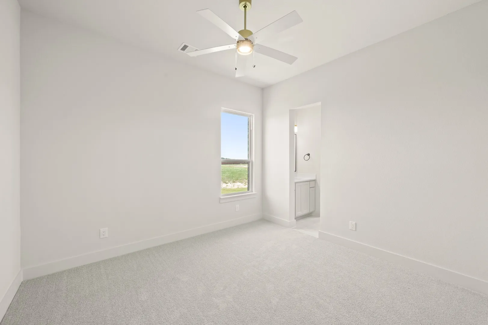 Single Family Residence For Sale in Ellis County , 6451 Cedar Elm Road, Midlothian, Texas 76065, 4 Bedroom, 3 Bathroom, 3 Garage spaces, 3,195 Sqft, built in 2026, mls#21399390, Real Estate Agent in Midlothian, Homes For Sale in Ellis county, Homes For Sale in Midlothian, Realtor in Midlothian Texas, Real Estate Brokerage Independent Realty Texas, Luminita Cordes Realtor