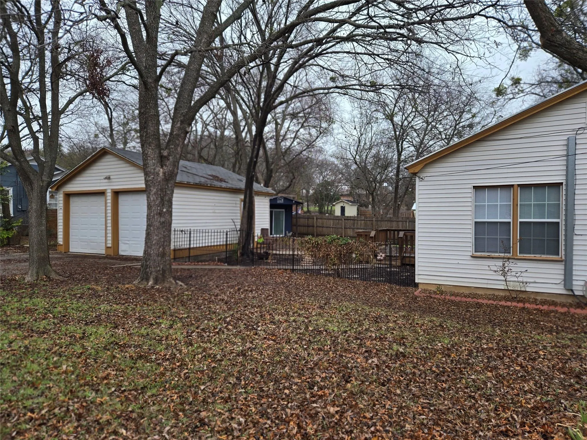 Single Family Residence For Rent in Parker County , 714 Jackson Street, Weatherford, Texas 76086, 2 Bedroom, 1 Bathroom, 1 Garage spaces, 790 Sqft, built in 0, mls#21397229, Real Estate Agent in Weatherford, Homes For Rent in Parker county, Homes For Rent in Weatherford, Realtor in Weatherford Texas, Real Estate Brokerage Independent Realty Texas, Luminita Cordes Realtor