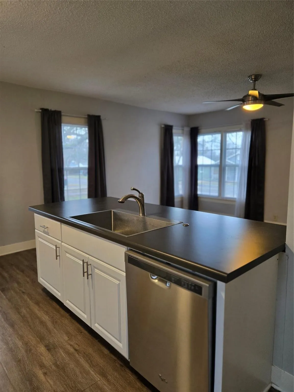 Single Family Residence For Rent in Parker County , 714 Jackson Street, Weatherford, Texas 76086, 2 Bedroom, 1 Bathroom, 1 Garage spaces, 790 Sqft, built in 0, mls#21397229, Real Estate Agent in Weatherford, Homes For Rent in Parker county, Homes For Rent in Weatherford, Realtor in Weatherford Texas, Real Estate Brokerage Independent Realty Texas, Luminita Cordes Realtor