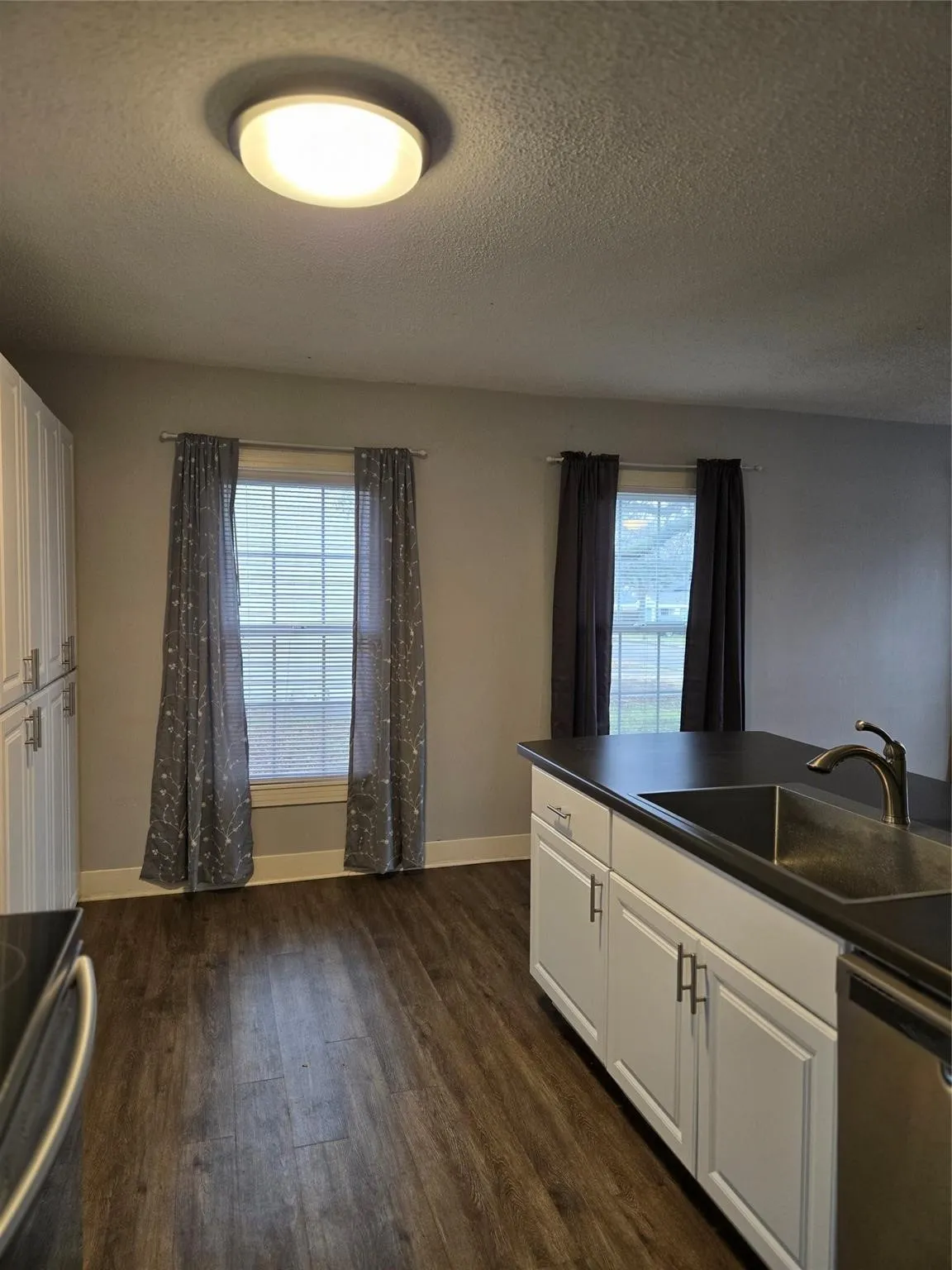 Single Family Residence For Rent in Parker County , 714 Jackson Street, Weatherford, Texas 76086, 2 Bedroom, 1 Bathroom, 1 Garage spaces, 790 Sqft, built in 0, mls#21397229, Real Estate Agent in Weatherford, Homes For Rent in Parker county, Homes For Rent in Weatherford, Realtor in Weatherford Texas, Real Estate Brokerage Independent Realty Texas, Luminita Cordes Realtor