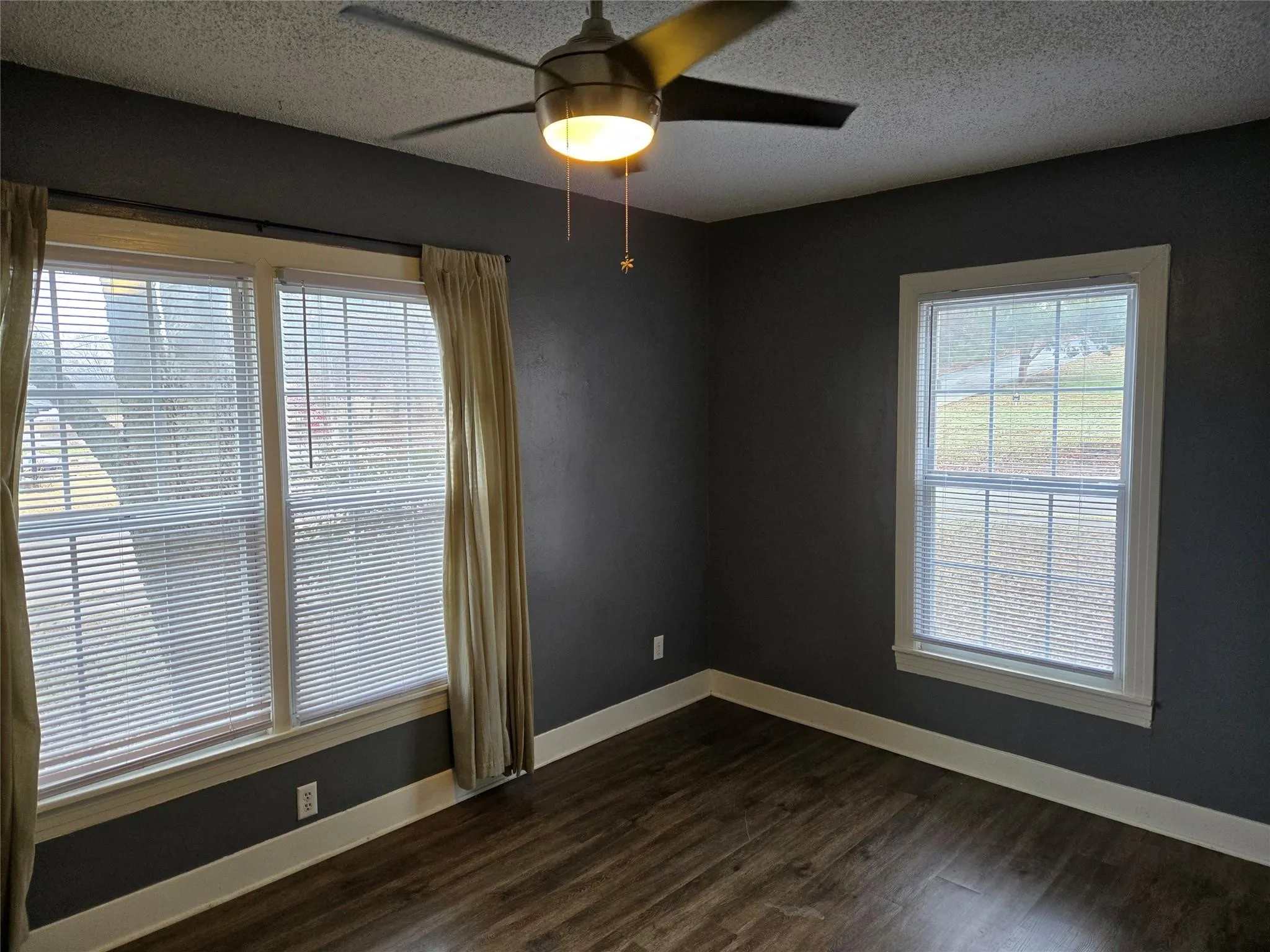 Single Family Residence For Rent in Parker County , 714 Jackson Street, Weatherford, Texas 76086, 2 Bedroom, 1 Bathroom, 1 Garage spaces, 790 Sqft, built in 0, mls#21397229, Real Estate Agent in Weatherford, Homes For Rent in Parker county, Homes For Rent in Weatherford, Realtor in Weatherford Texas, Real Estate Brokerage Independent Realty Texas, Luminita Cordes Realtor