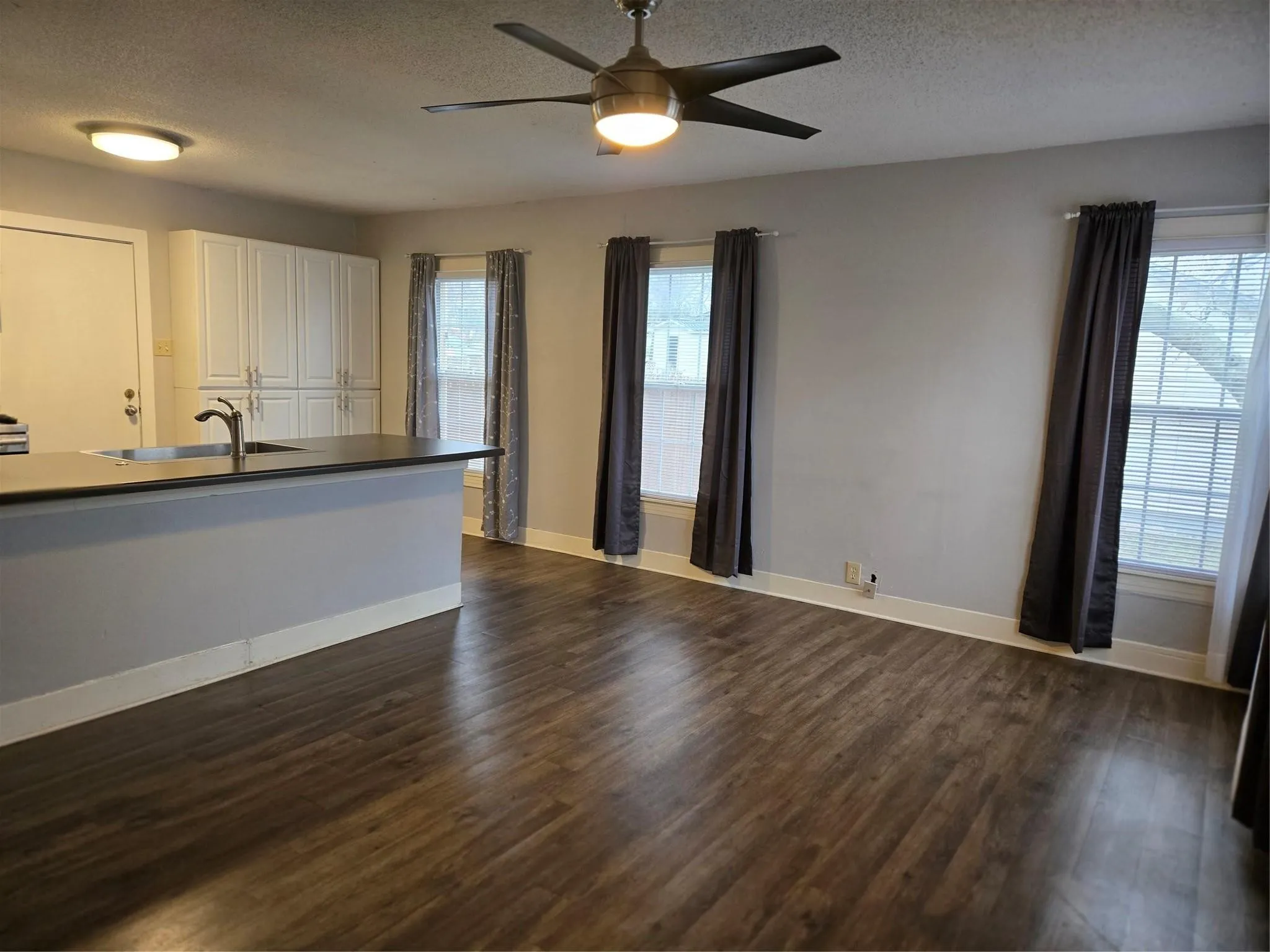 Single Family Residence For Rent in Parker County , 714 Jackson Street, Weatherford, Texas 76086, 2 Bedroom, 1 Bathroom, 1 Garage spaces, 790 Sqft, built in 0, mls#21397229, Real Estate Agent in Weatherford, Homes For Rent in Parker county, Homes For Rent in Weatherford, Realtor in Weatherford Texas, Real Estate Brokerage Independent Realty Texas, Luminita Cordes Realtor