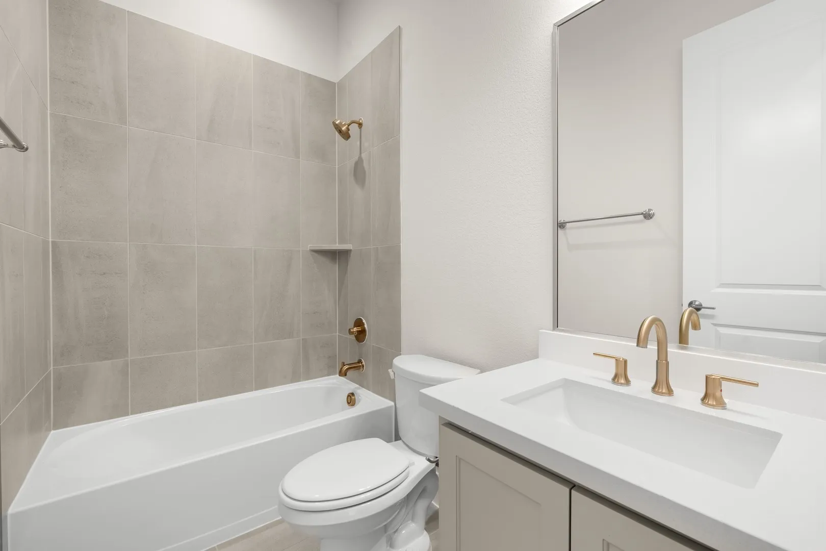 Single Family Residence For Sale in Ellis County , 151 Talpin Lane, Venus, Texas 76084, 4 Bedroom, 3 Bathroom, 3 Garage spaces, 3,095 Sqft, built in 2025, mls#21399222, Real Estate Agent in Venus, Homes For Sale in Ellis county, Homes For Sale in Venus, Realtor in Venus Texas, Real Estate Brokerage Independent Realty Texas, Luminita Cordes Realtor