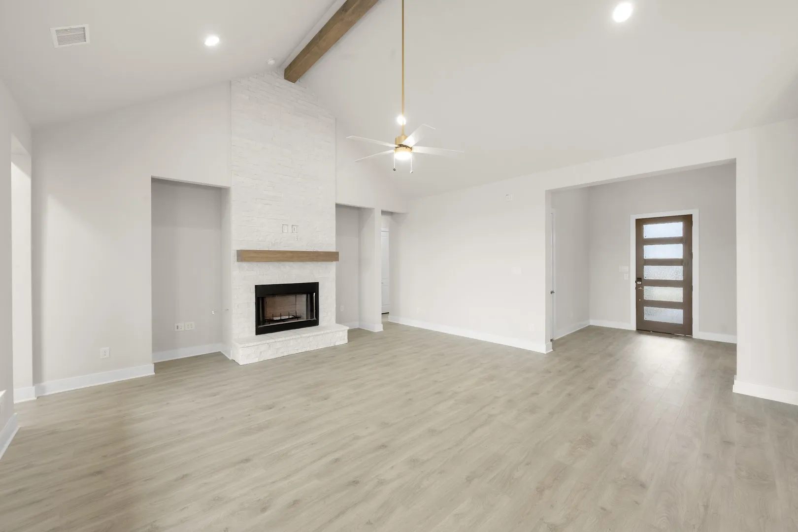 Single Family Residence For Sale in Ellis County , 151 Talpin Lane, Venus, Texas 76084, 4 Bedroom, 3 Bathroom, 3 Garage spaces, 3,095 Sqft, built in 2025, mls#21399222, Real Estate Agent in Venus, Homes For Sale in Ellis county, Homes For Sale in Venus, Realtor in Venus Texas, Real Estate Brokerage Independent Realty Texas, Luminita Cordes Realtor