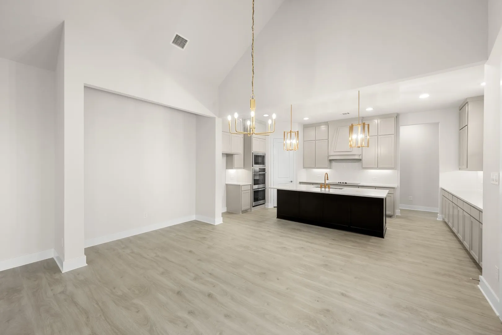 Single Family Residence For Sale in Ellis County , 151 Talpin Lane, Venus, Texas 76084, 4 Bedroom, 3 Bathroom, 3 Garage spaces, 3,095 Sqft, built in 2025, mls#21399222, Real Estate Agent in Venus, Homes For Sale in Ellis county, Homes For Sale in Venus, Realtor in Venus Texas, Real Estate Brokerage Independent Realty Texas, Luminita Cordes Realtor