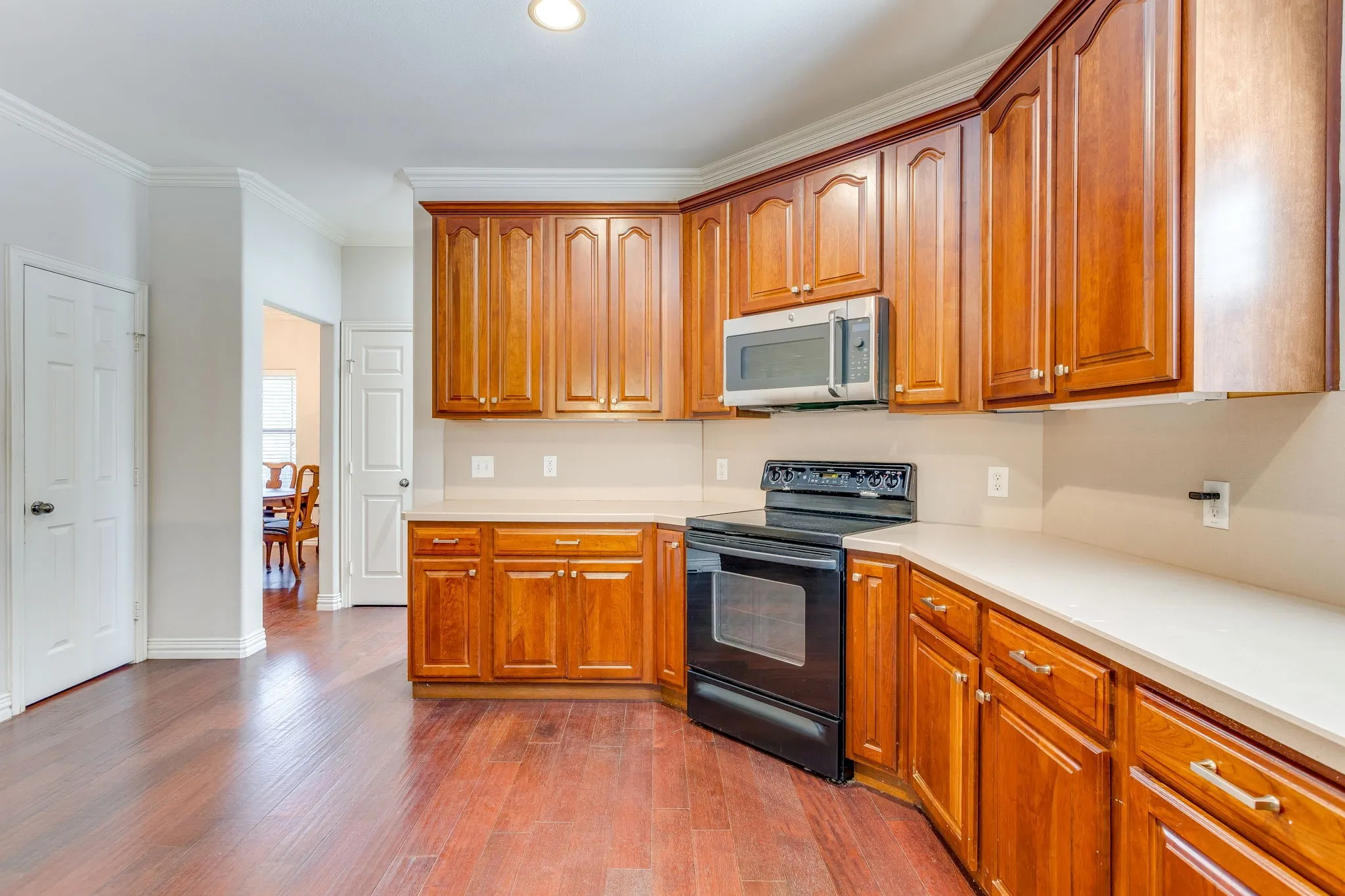 Single Family Residence For Sale in Johnson County , 2620 Glen Ranch Drive, Burleson, Texas 76028, 4 Bedroom, 4 Bathroom, 3 Garage spaces, 3,910 Sqft, built in 2003, mls#21395267, Real Estate Agent in Burleson, Homes For Sale in Johnson county, Homes For Sale in Burleson, Realtor in Burleson Texas, Real Estate Brokerage Independent Realty Texas, Luminita Cordes Realtor