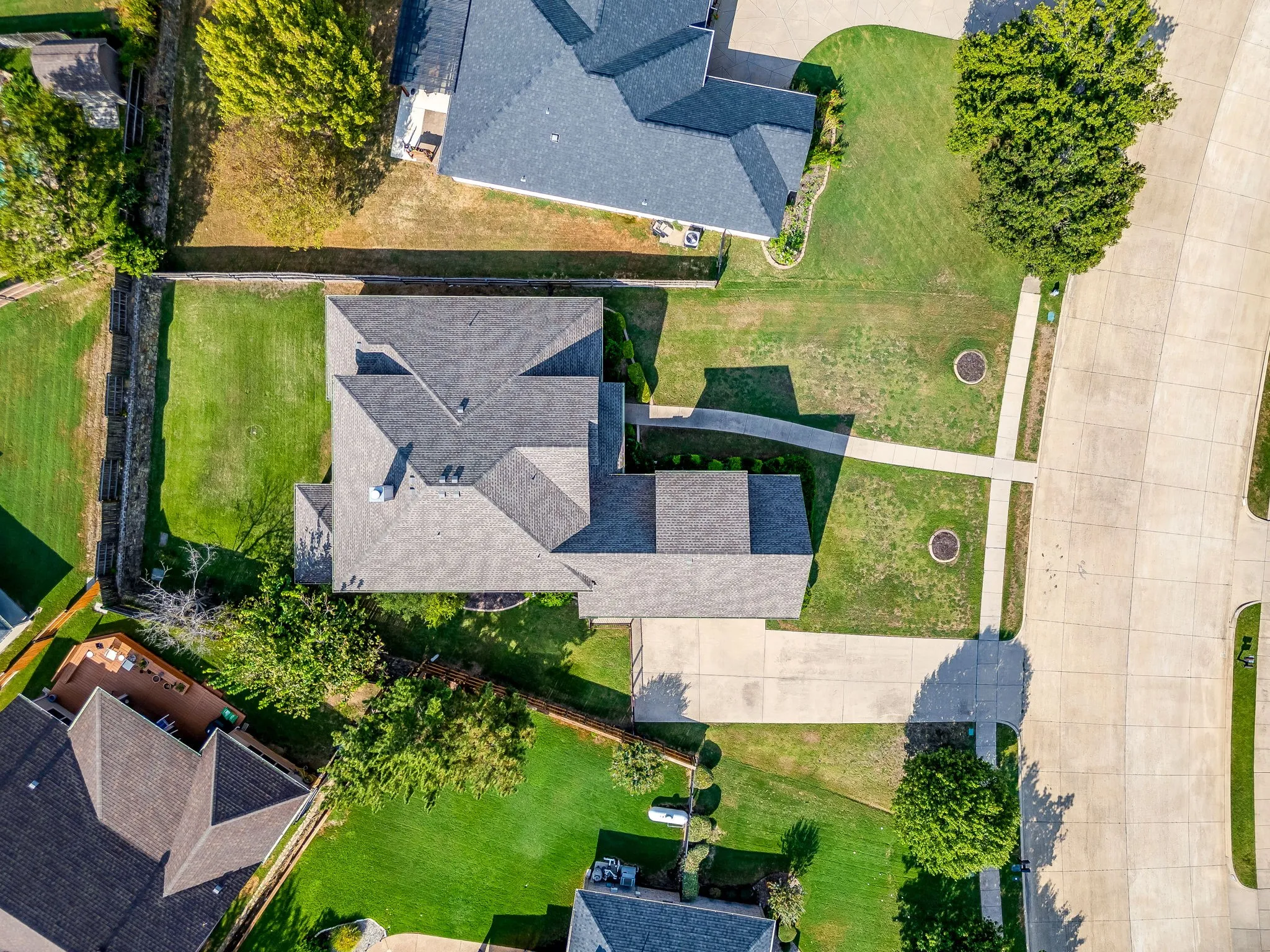 Single Family Residence For Sale in Johnson County , 2620 Glen Ranch Drive, Burleson, Texas 76028, 4 Bedroom, 4 Bathroom, 3 Garage spaces, 3,910 Sqft, built in 2003, mls#21395267, Real Estate Agent in Burleson, Homes For Sale in Johnson county, Homes For Sale in Burleson, Realtor in Burleson Texas, Real Estate Brokerage Independent Realty Texas, Luminita Cordes Realtor