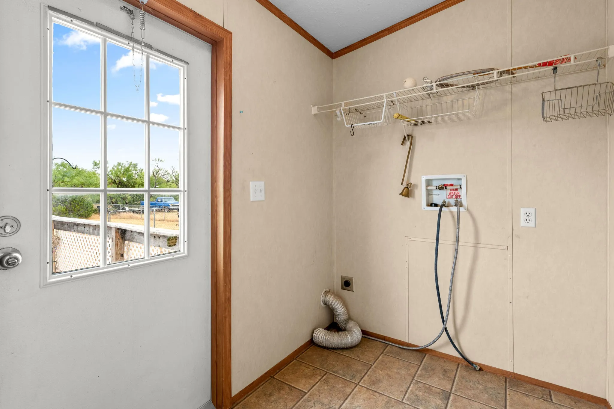 Manufactured Home For Sale in Taylor County , 1309 Warren Street, Buffalo Gap, Texas 79508, 3 Bedroom, 2 Bathroom, Garage spaces, 1,440 Sqft, built in 2008, mls#21399448, Real Estate Agent in Buffalo Gap, Homes For Sale in Taylor county, Homes For Sale in Buffalo Gap, Realtor in Buffalo Gap Texas, Real Estate Brokerage Independent Realty Texas, Luminita Cordes Realtor