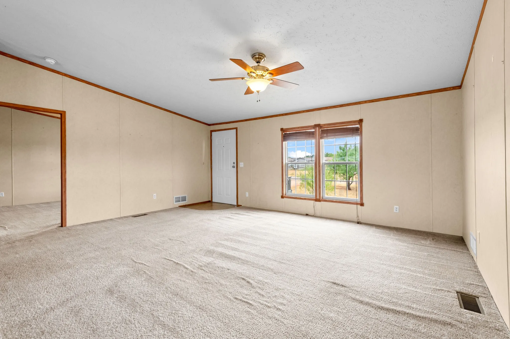 Manufactured Home For Sale in Taylor County , 1309 Warren Street, Buffalo Gap, Texas 79508, 3 Bedroom, 2 Bathroom, Garage spaces, 1,440 Sqft, built in 2008, mls#21399448, Real Estate Agent in Buffalo Gap, Homes For Sale in Taylor county, Homes For Sale in Buffalo Gap, Realtor in Buffalo Gap Texas, Real Estate Brokerage Independent Realty Texas, Luminita Cordes Realtor