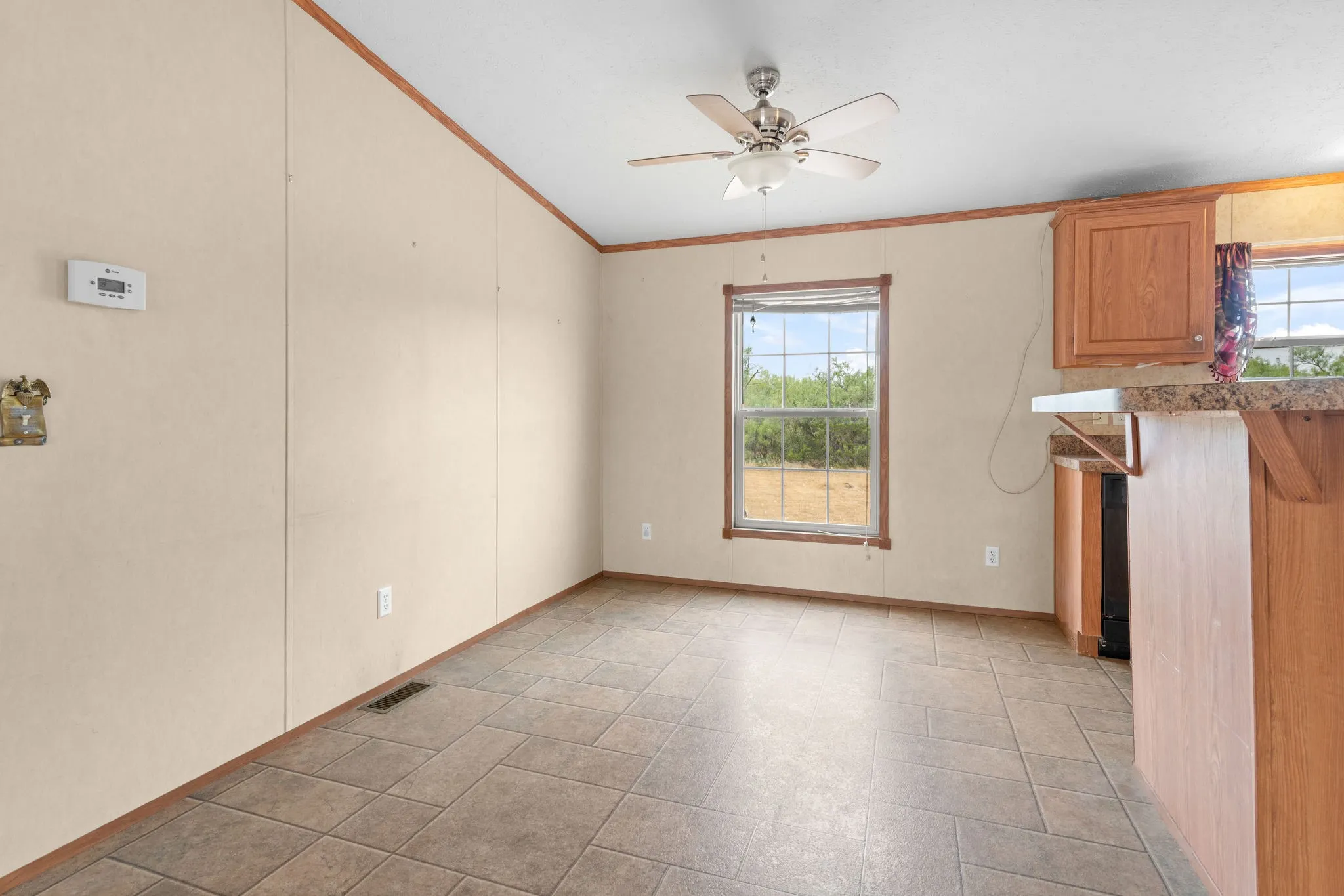 Manufactured Home For Sale in Taylor County , 1309 Warren Street, Buffalo Gap, Texas 79508, 3 Bedroom, 2 Bathroom, Garage spaces, 1,440 Sqft, built in 2008, mls#21399448, Real Estate Agent in Buffalo Gap, Homes For Sale in Taylor county, Homes For Sale in Buffalo Gap, Realtor in Buffalo Gap Texas, Real Estate Brokerage Independent Realty Texas, Luminita Cordes Realtor