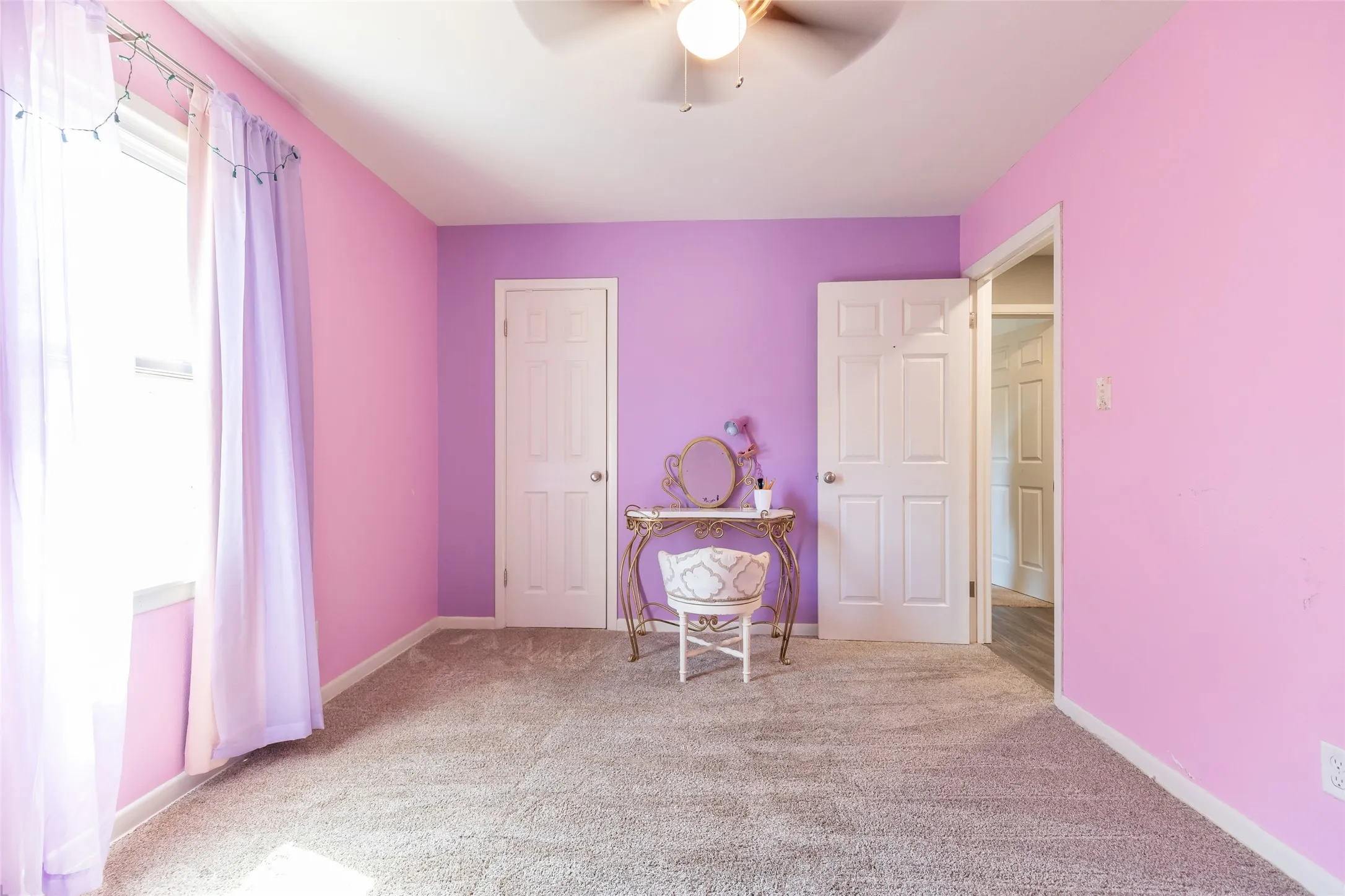 Single Family Residence For Sale in Taylor County , 720 GLENDALE Drive, Abilene, Texas 79603, 3 Bedroom, 2 Bathroom, 2 Garage spaces, 1,611 Sqft, built in 1956, mls#21350856, Real Estate Agent in Abilene, Homes For Sale in Taylor county, Homes For Sale in Abilene, Realtor in Abilene Texas, Real Estate Brokerage Independent Realty Texas, Luminita Cordes Realtor