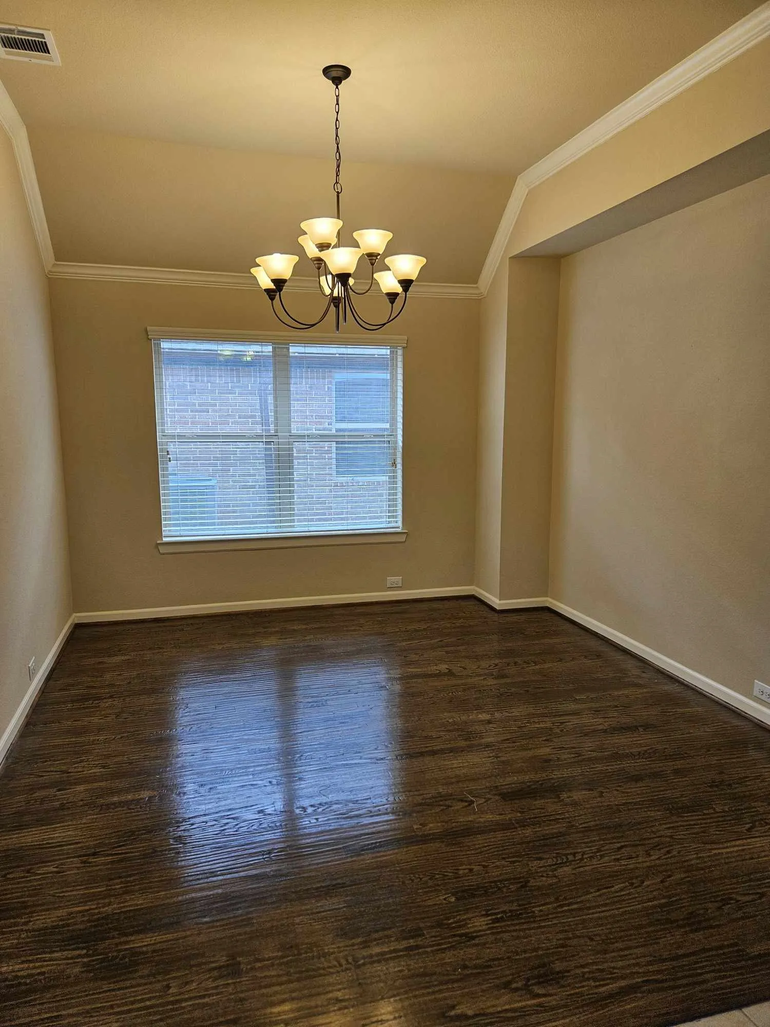 Single Family Residence For Rent in Tarrant County , 8312 Whistling Duck Drive, Fort Worth, Texas 76118, 3 Bedroom, 2 Bathroom, 2 Garage spaces, 2,105 Sqft, built in 2013, mls#21399437, Real Estate Agent in Fort Worth, Homes For Rent in Tarrant county, Homes For Rent in Fort Worth, Realtor in Fort Worth Texas, Real Estate Brokerage Independent Realty Texas, Luminita Cordes Realtor