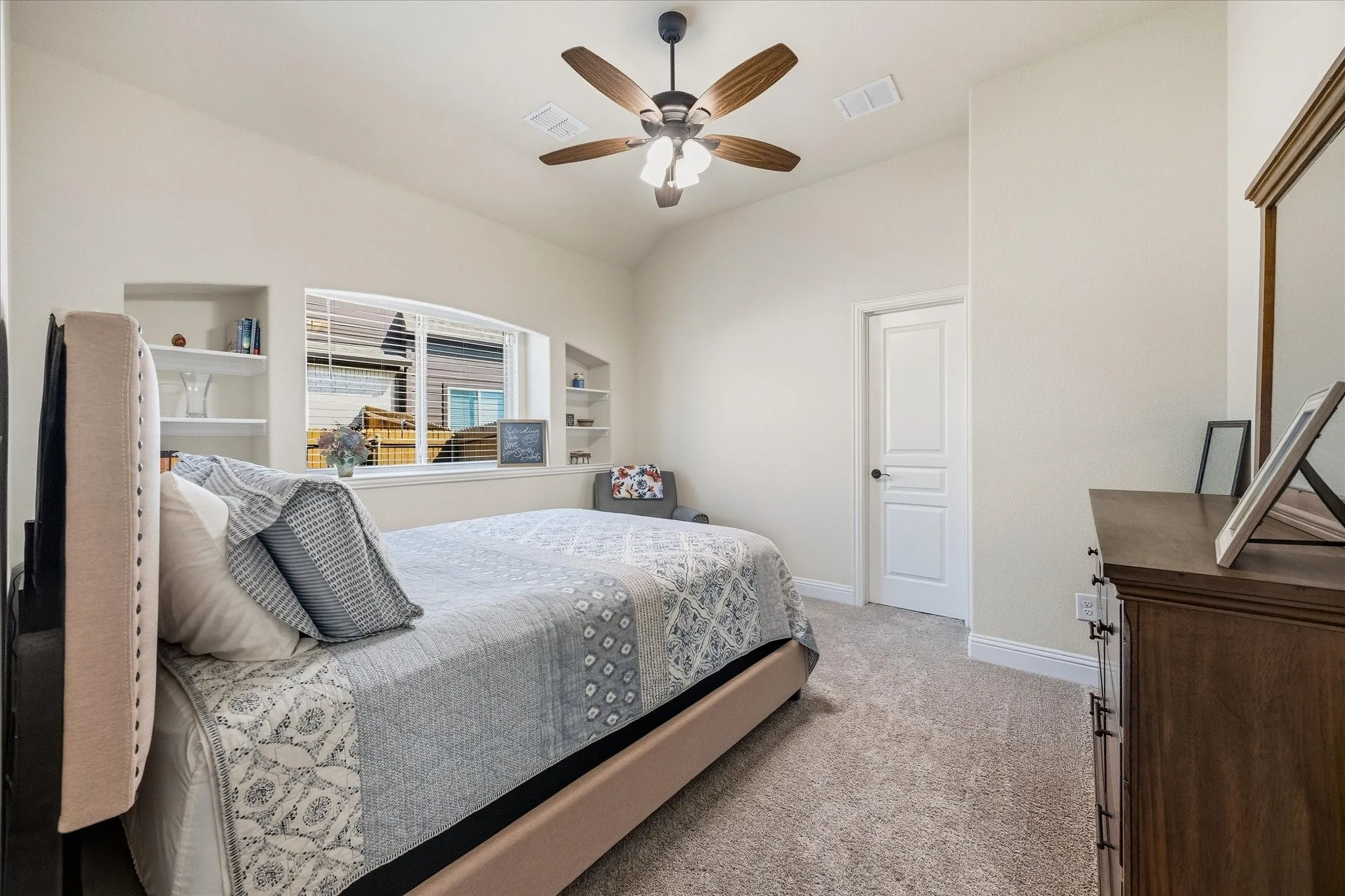 Single Family Residence For Sale in Rockwall County , 2445 San Marcos Drive, Royse City, Texas 75189, 4 Bedroom, 4 Bathroom, 3 Garage spaces, 3,796 Sqft, built in 2019, mls#21399478, Real Estate Agent in Royse City, Homes For Sale in Rockwall county, Homes For Sale in Royse City, Realtor in Royse City Texas, Real Estate Brokerage Independent Realty Texas, Luminita Cordes Realtor