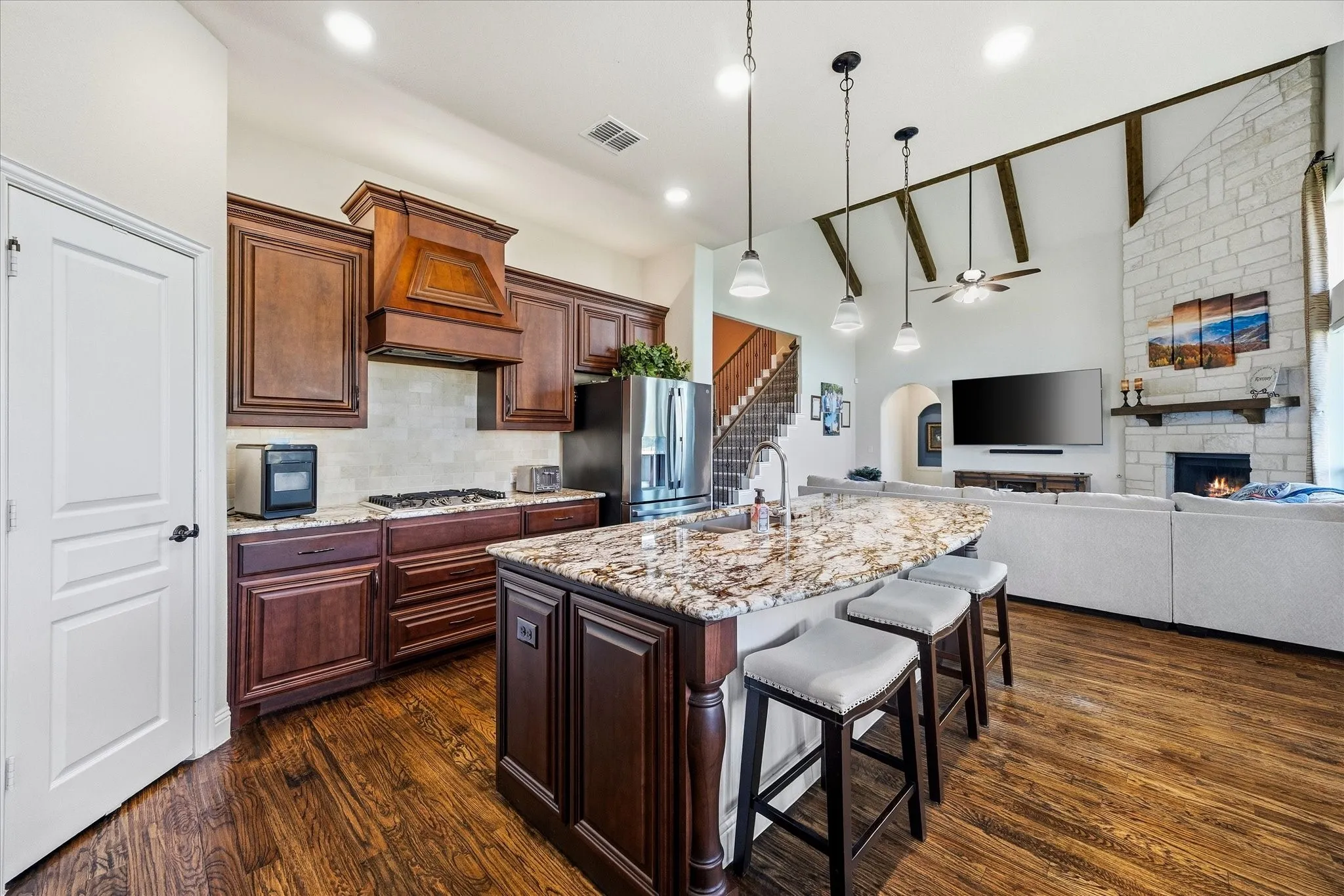 Single Family Residence For Sale in Rockwall County , 2445 San Marcos Drive, Royse City, Texas 75189, 4 Bedroom, 4 Bathroom, 3 Garage spaces, 3,796 Sqft, built in 2019, mls#21399478, Real Estate Agent in Royse City, Homes For Sale in Rockwall county, Homes For Sale in Royse City, Realtor in Royse City Texas, Real Estate Brokerage Independent Realty Texas, Luminita Cordes Realtor