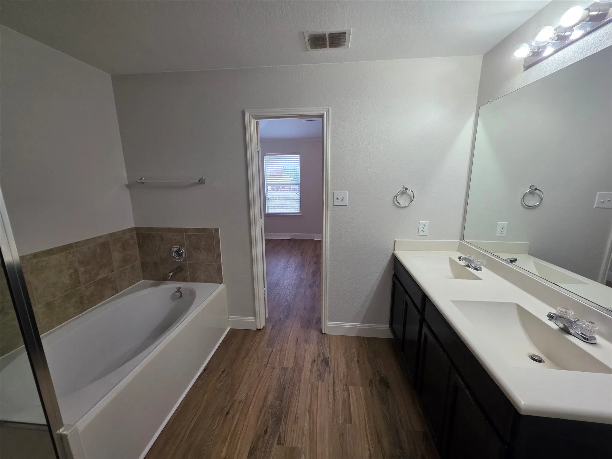 Single Family Residence For Rent in Wise County , 12213 Big Rock Drive, Rhome, Texas 76078, 3 Bedroom, 2 Bathroom, 2 Garage spaces, 1,436 Sqft, built in 2012, mls#21399476, Real Estate Agent in Rhome, Homes For Rent in Wise county, Homes For Rent in Rhome, Realtor in Rhome Texas, Real Estate Brokerage Independent Realty Texas, Luminita Cordes Realtor