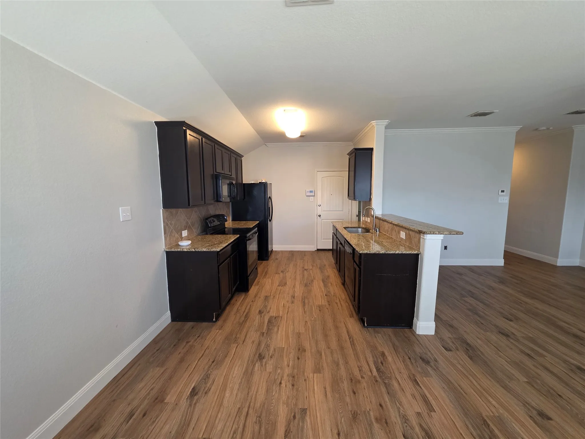 Single Family Residence For Rent in Wise County , 12213 Big Rock Drive, Rhome, Texas 76078, 3 Bedroom, 2 Bathroom, 2 Garage spaces, 1,436 Sqft, built in 2012, mls#21399476, Real Estate Agent in Rhome, Homes For Rent in Wise county, Homes For Rent in Rhome, Realtor in Rhome Texas, Real Estate Brokerage Independent Realty Texas, Luminita Cordes Realtor