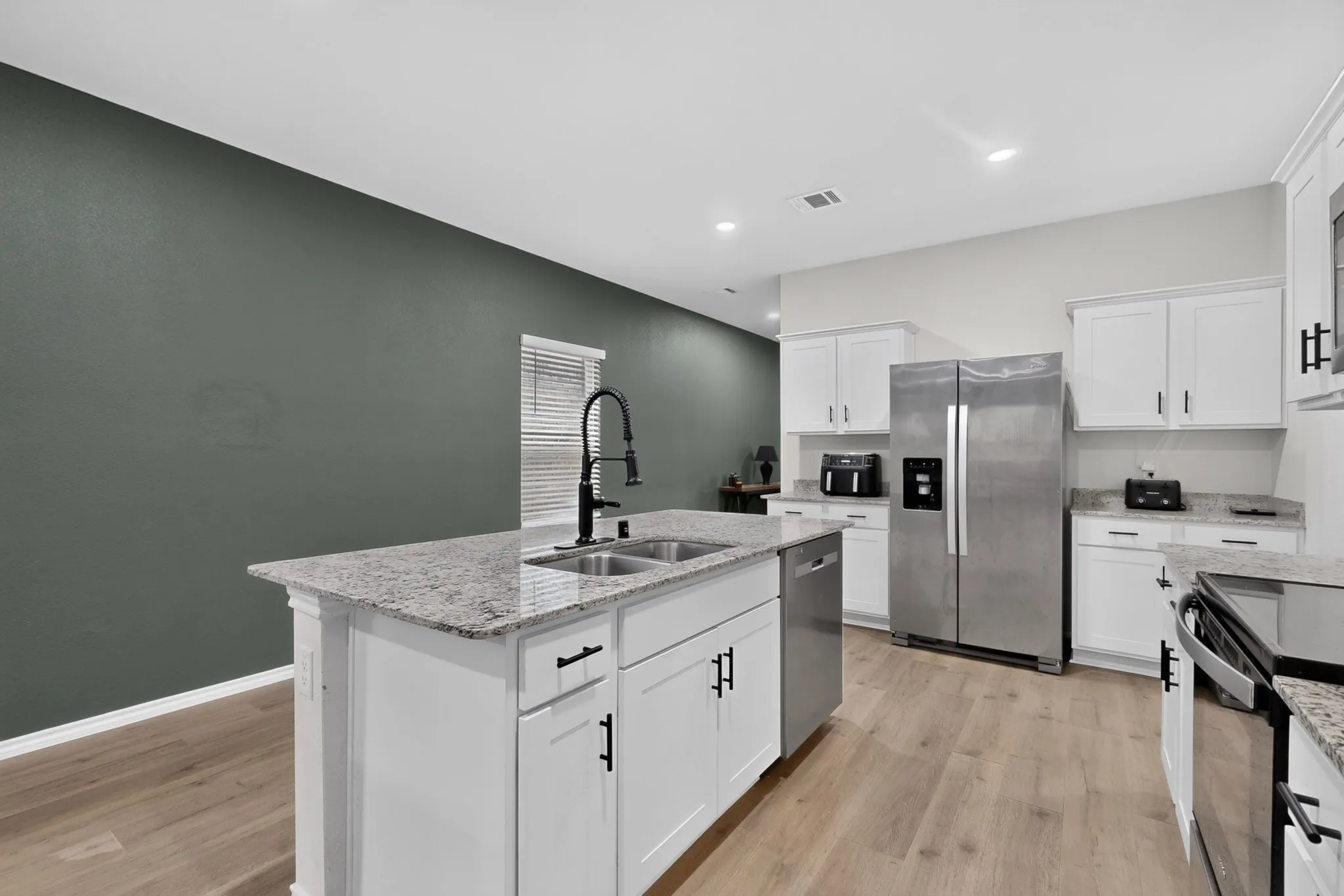 Single Family Residence For Sale in Kaufman County , 3720 Mildren Bend, Crandall, Texas 75114, 4 Bedroom, 3 Bathroom, 2 Garage spaces, 2,226 Sqft, built in 2024, mls#21379292, Real Estate Agent in Crandall, Homes For Sale in Kaufman county, Homes For Sale in Crandall, Realtor in Crandall Texas, Real Estate Brokerage Independent Realty Texas, Luminita Cordes Realtor