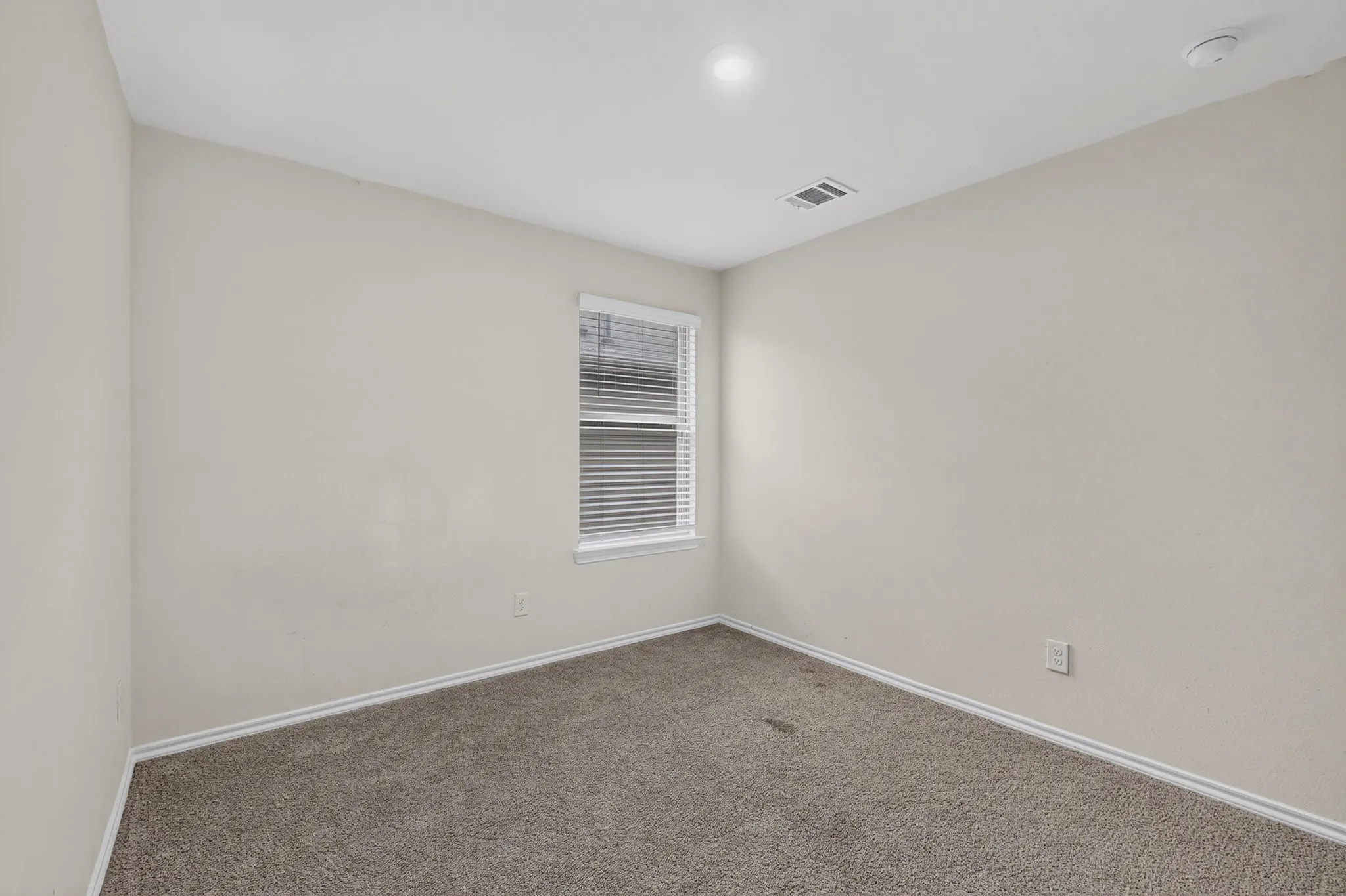 Single Family Residence For Sale in Kaufman County , 3720 Mildren Bend, Crandall, Texas 75114, 4 Bedroom, 3 Bathroom, 2 Garage spaces, 2,226 Sqft, built in 2024, mls#21379292, Real Estate Agent in Crandall, Homes For Sale in Kaufman county, Homes For Sale in Crandall, Realtor in Crandall Texas, Real Estate Brokerage Independent Realty Texas, Luminita Cordes Realtor