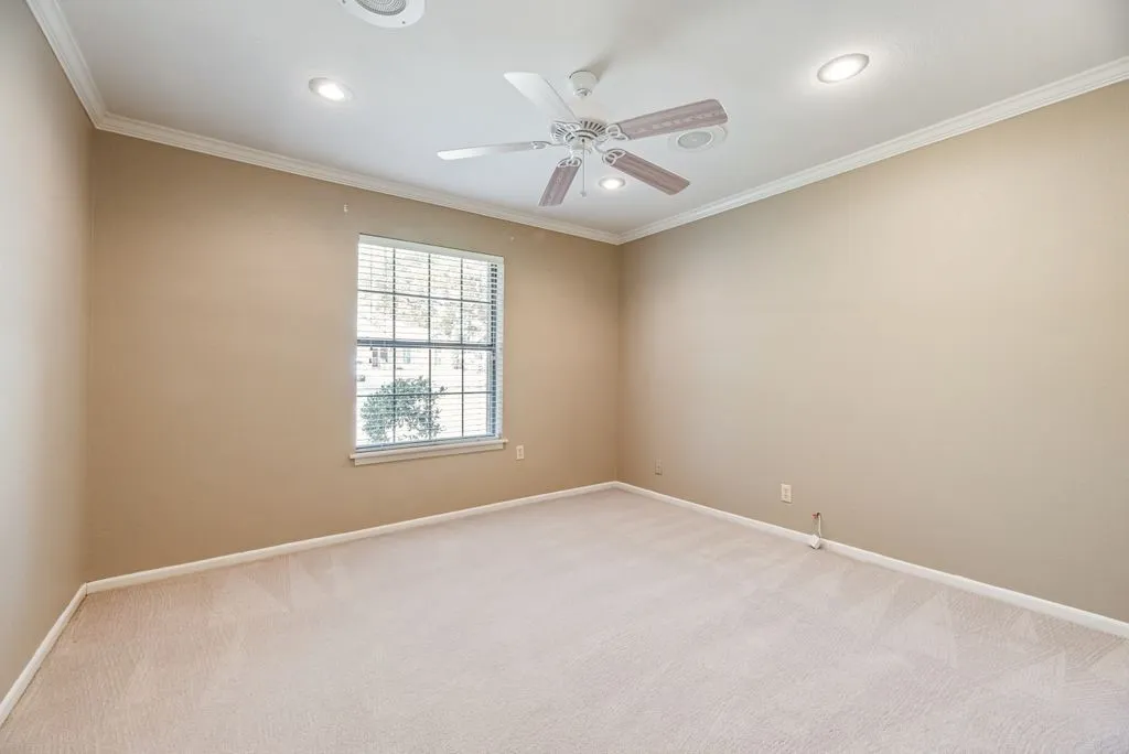 Single Family Residence For Sale in Grayson County , 714 W Lamberth Road, Sherman, Texas 75092, 4 Bedroom, 4 Bathroom, Garage spaces, 3,115 Sqft, built in 1977, mls#21399483, Real Estate Agent in Sherman, Homes For Sale in Grayson county, Homes For Sale in Sherman, Realtor in Sherman Texas, Real Estate Brokerage Independent Realty Texas, Luminita Cordes Realtor