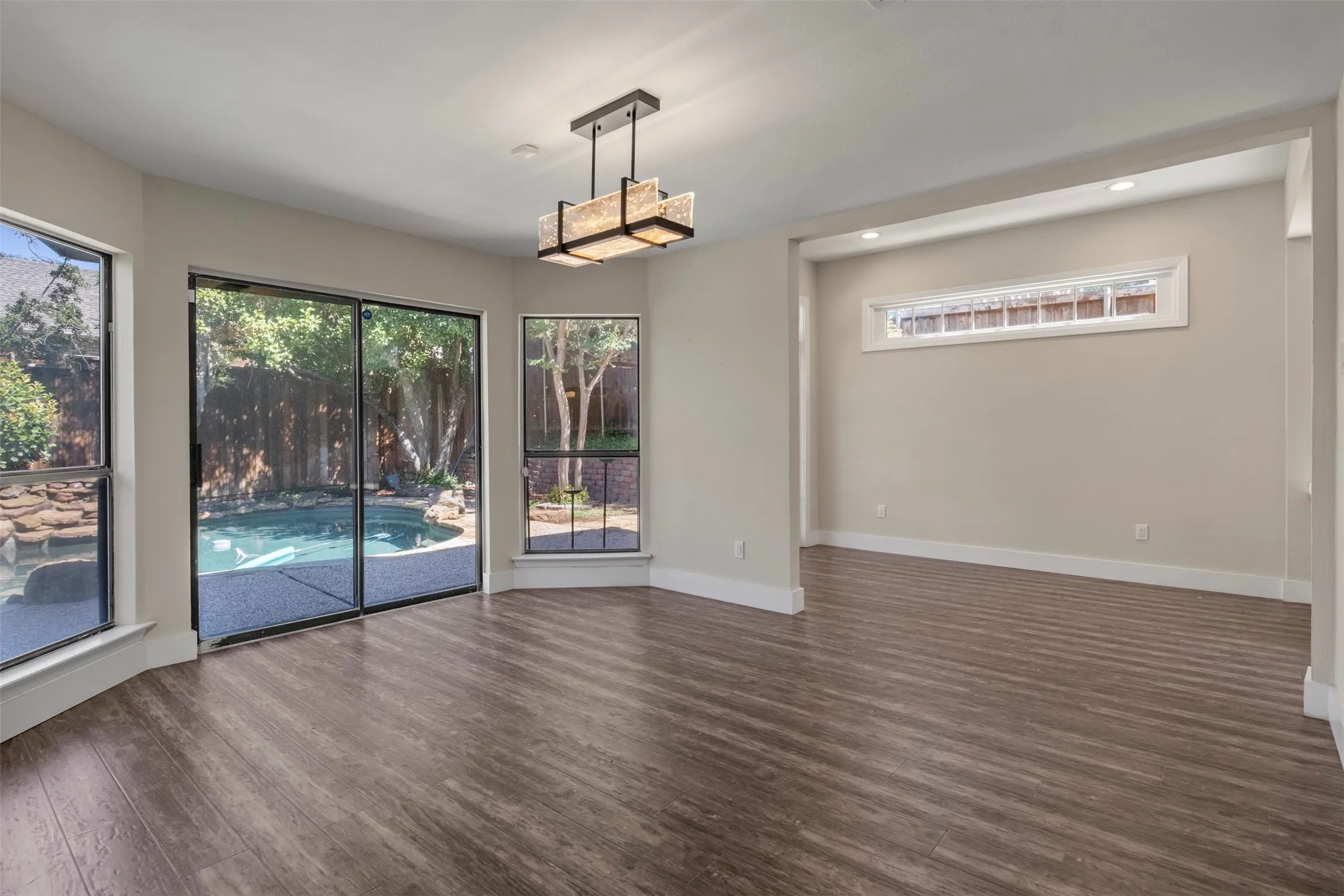 Single Family Residence For Rent in Collin County , 5509 Anglebluff Place, Plano, Texas 75093, 4 Bedroom, 4 Bathroom, 2 Garage spaces, 2,919 Sqft, built in 1981, mls#21397722, Real Estate Agent in Plano, Homes For Rent in Collin county, Homes For Rent in Plano, Realtor in Plano Texas, Real Estate Brokerage Independent Realty Texas, Luminita Cordes Realtor