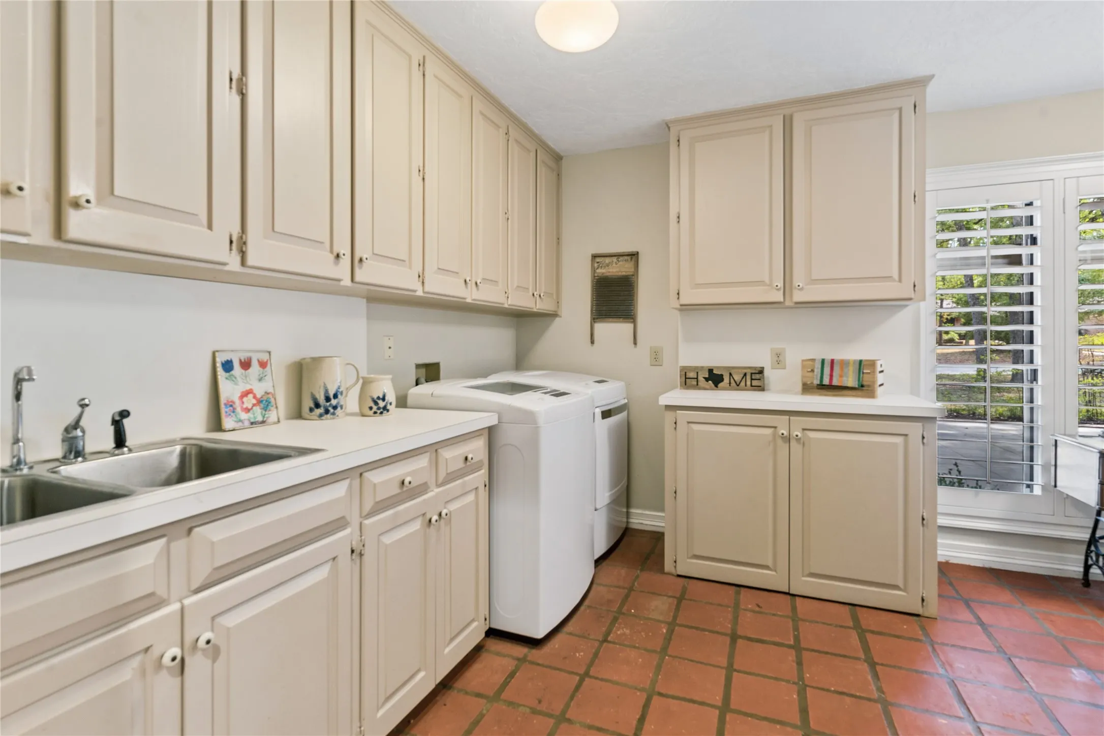 Texas sized laundry room