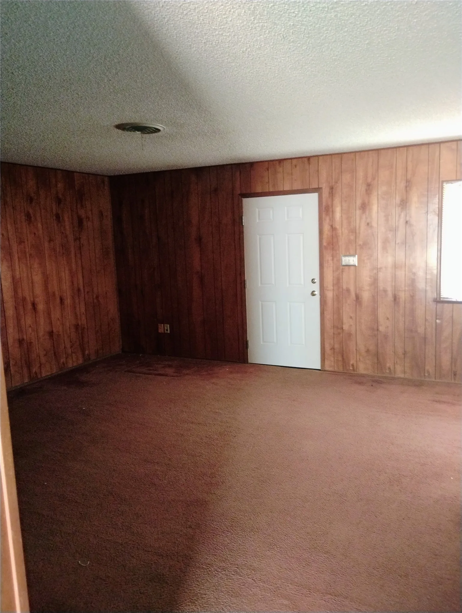 Den, dining