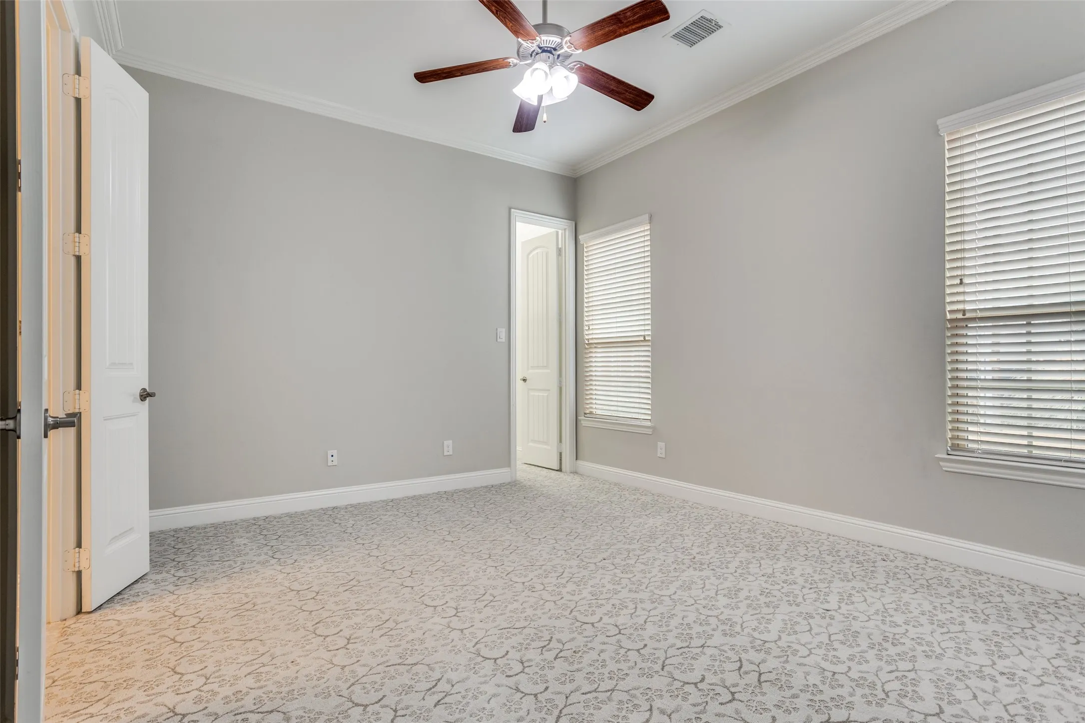 Townhouse For Rent in Dallas County , 869 Rohan Drive, Richardson, Texas 75081, 3 Bedroom, 3 Bathroom, 2 Garage spaces, 1,938 Sqft, built in 2016, mls#21399514, Real Estate Agent in Richardson, Homes For Rent in Dallas county, Homes For Rent in Richardson, Realtor in Richardson Texas, Real Estate Brokerage Independent Realty Texas, Luminita Cordes Realtor