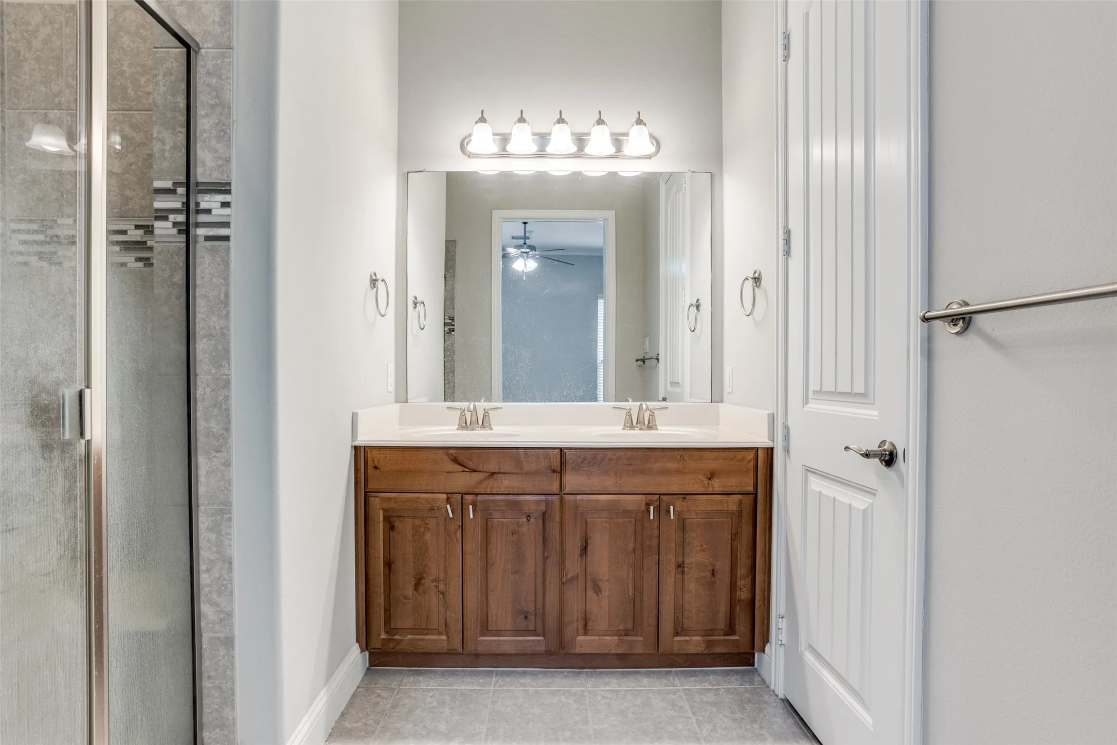 Townhouse For Rent in Dallas County , 869 Rohan Drive, Richardson, Texas 75081, 3 Bedroom, 3 Bathroom, 2 Garage spaces, 1,938 Sqft, built in 2016, mls#21399514, Real Estate Agent in Richardson, Homes For Rent in Dallas county, Homes For Rent in Richardson, Realtor in Richardson Texas, Real Estate Brokerage Independent Realty Texas, Luminita Cordes Realtor