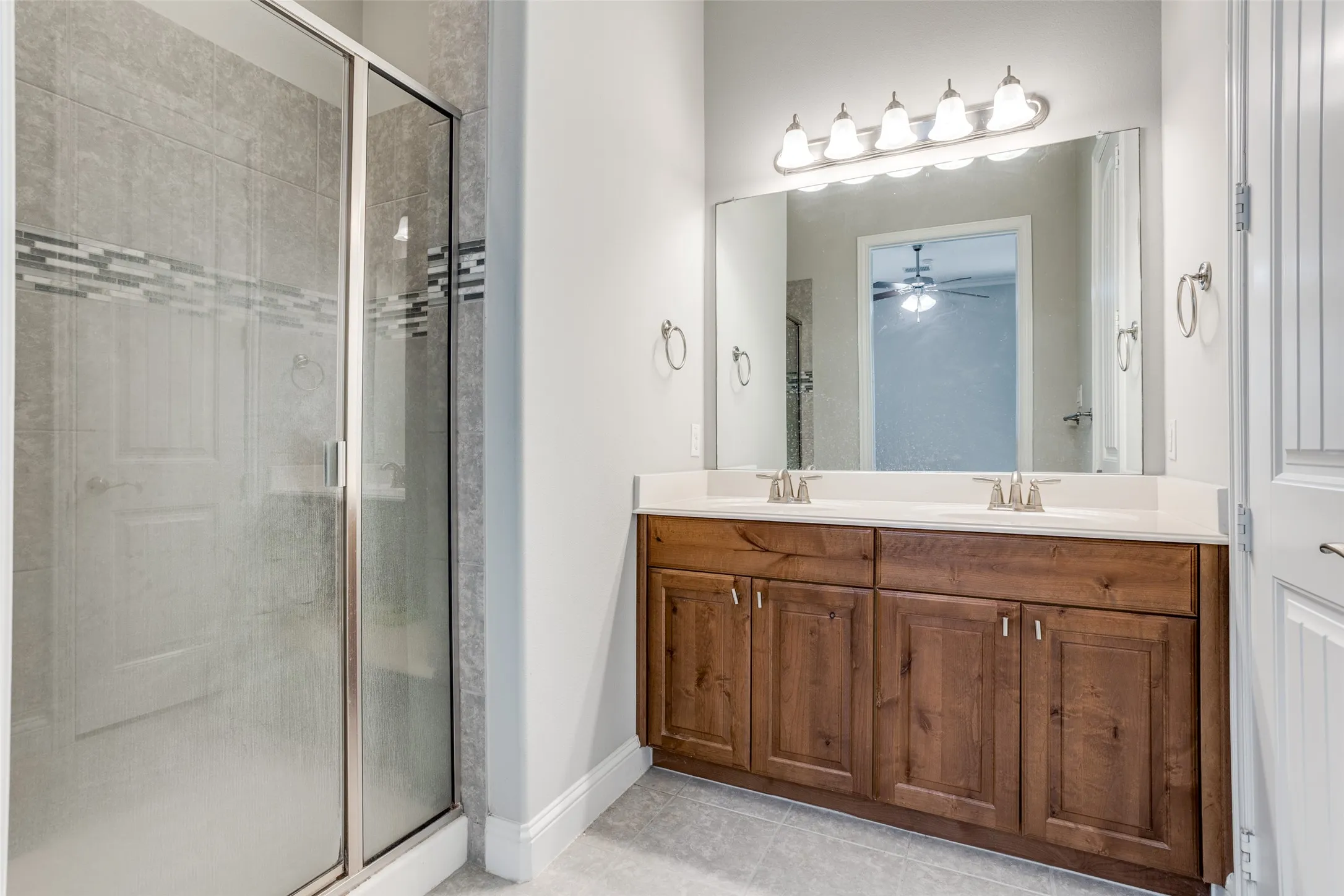 Townhouse For Rent in Dallas County , 869 Rohan Drive, Richardson, Texas 75081, 3 Bedroom, 3 Bathroom, 2 Garage spaces, 1,938 Sqft, built in 2016, mls#21399514, Real Estate Agent in Richardson, Homes For Rent in Dallas county, Homes For Rent in Richardson, Realtor in Richardson Texas, Real Estate Brokerage Independent Realty Texas, Luminita Cordes Realtor