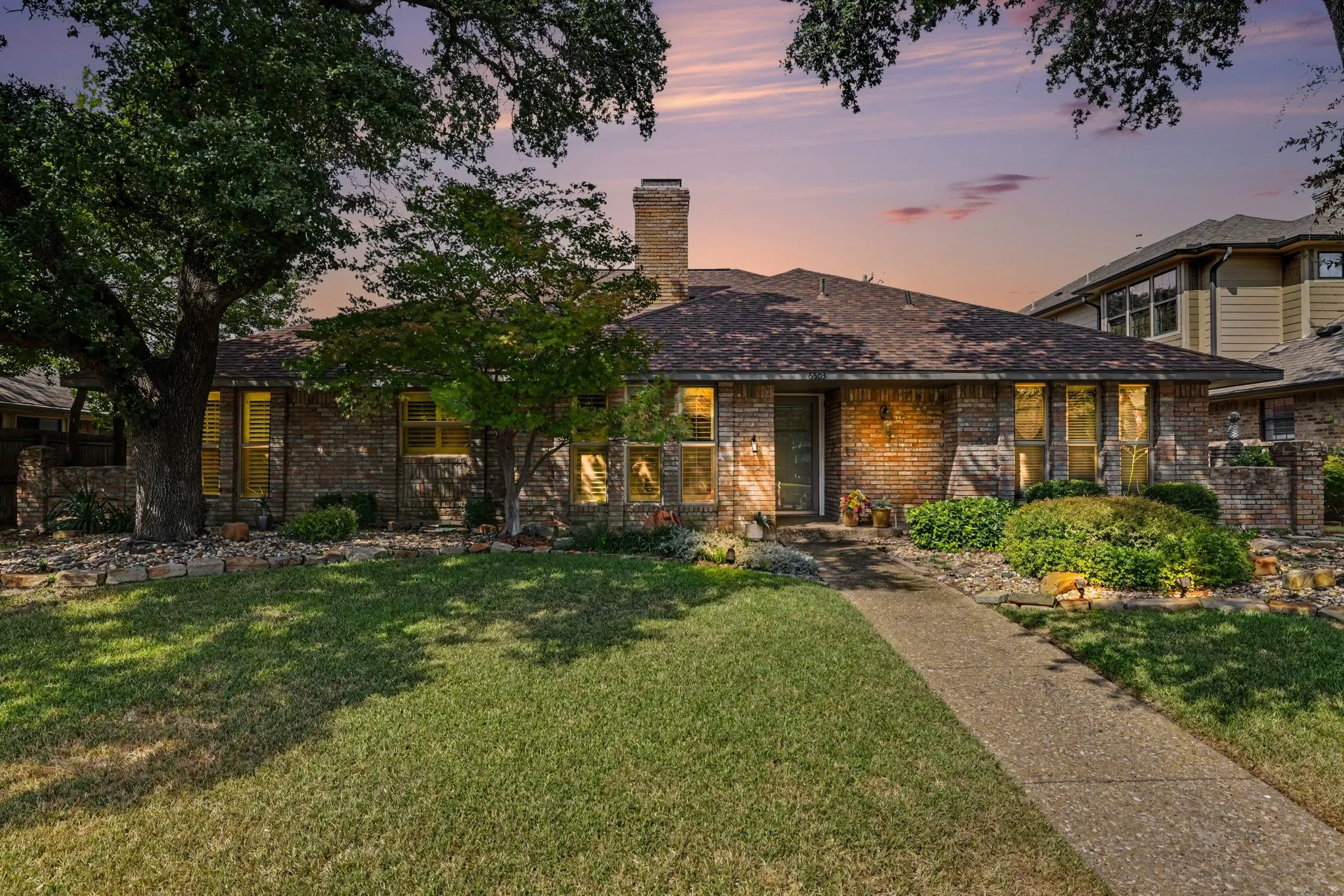 Single Family Residence For Sale in Collin County , 6503 Barfield Drive, Dallas, Texas 75252, 4 Bedroom, 3 Bathroom, 2 Garage spaces, 2,627 Sqft, built in 1980, mls#21399018, Real Estate Agent in Dallas, Homes For Sale in Collin county, Homes For Sale in Dallas, Realtor in Dallas Texas, Real Estate Brokerage Independent Realty Texas, Luminita Cordes Realtor