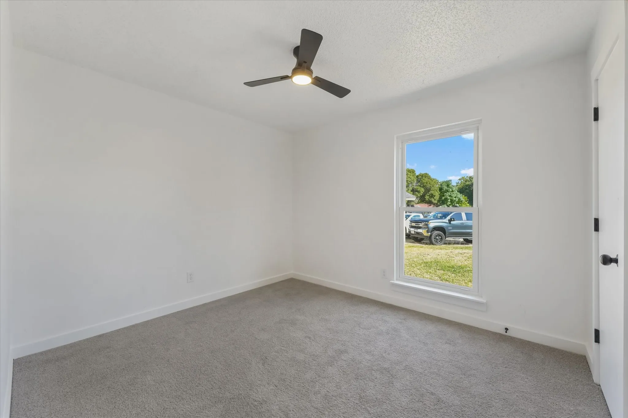 Single Family Residence For Sale in Tarrant County , 403 Plantation Drive, Arlington, Texas 76014, 3 Bedroom, 2 Bathroom, 2 Garage spaces, 1,300 Sqft, built in 1979, mls#21399490, Real Estate Agent in Arlington, Homes For Sale in Tarrant county, Homes For Sale in Arlington, Realtor in Arlington Texas, Real Estate Brokerage Independent Realty Texas, Luminita Cordes Realtor