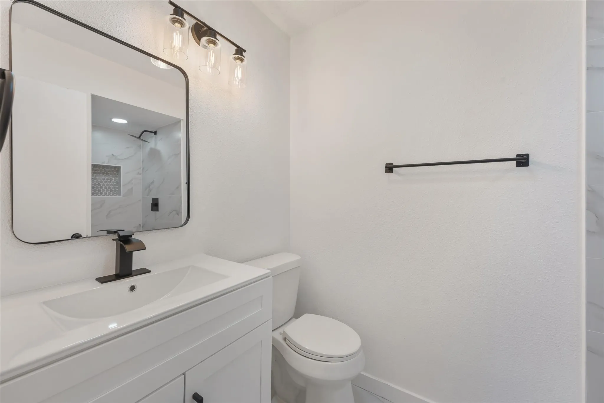 Single Family Residence For Sale in Tarrant County , 403 Plantation Drive, Arlington, Texas 76014, 3 Bedroom, 2 Bathroom, 2 Garage spaces, 1,300 Sqft, built in 1979, mls#21399490, Real Estate Agent in Arlington, Homes For Sale in Tarrant county, Homes For Sale in Arlington, Realtor in Arlington Texas, Real Estate Brokerage Independent Realty Texas, Luminita Cordes Realtor