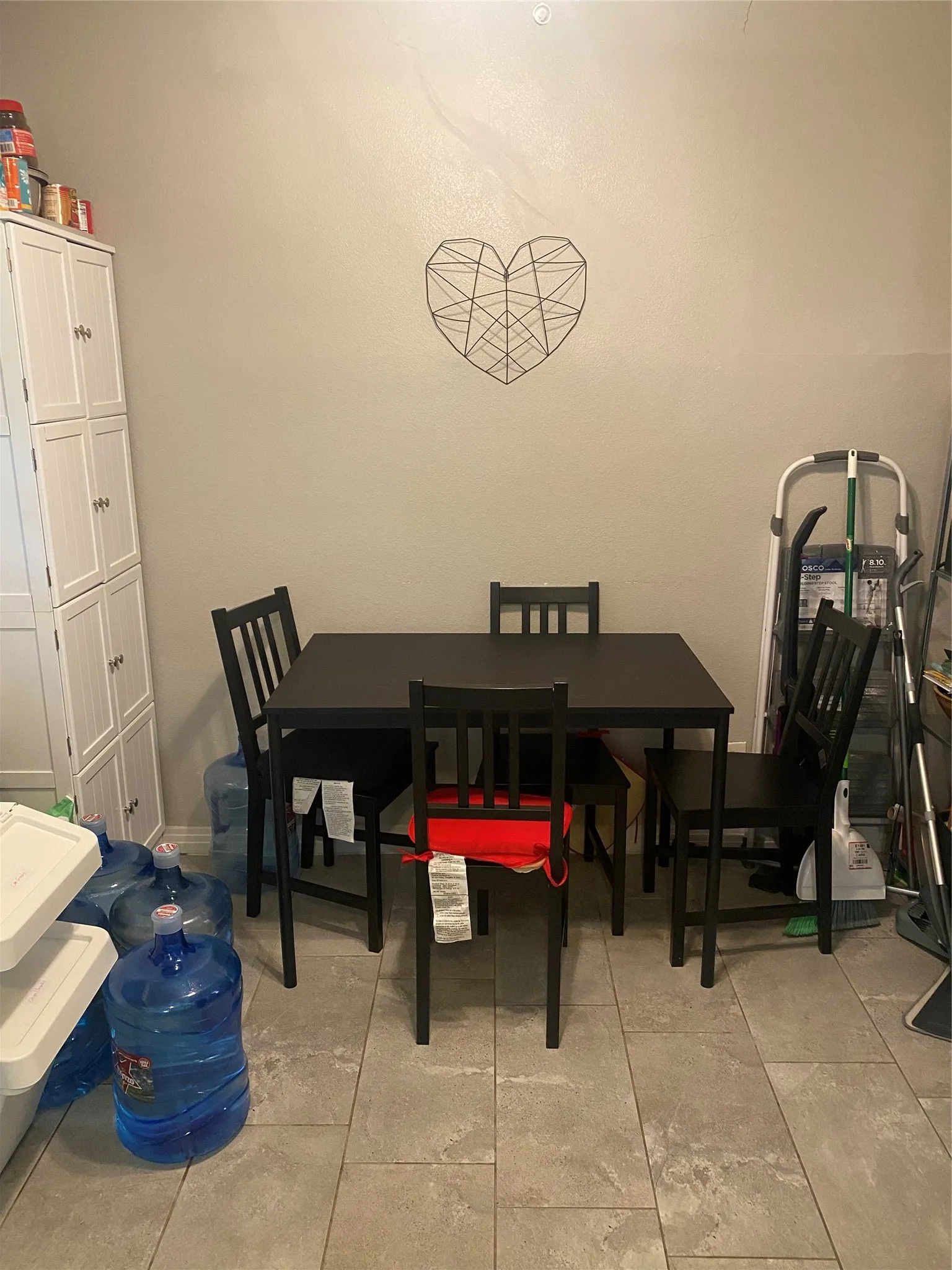 Single Family Residence For Sale in Dallas County , 2746 Exeter Avenue, Dallas, Texas 75216, 2 Bedroom, 1 Bathroom, 1 Garage spaces, 734 Sqft, built in 1949, mls#21399522, Real Estate Agent in Dallas, Homes For Sale in Dallas county, Homes For Sale in Dallas, Realtor in Dallas Texas, Real Estate Brokerage Independent Realty Texas, Luminita Cordes Realtor